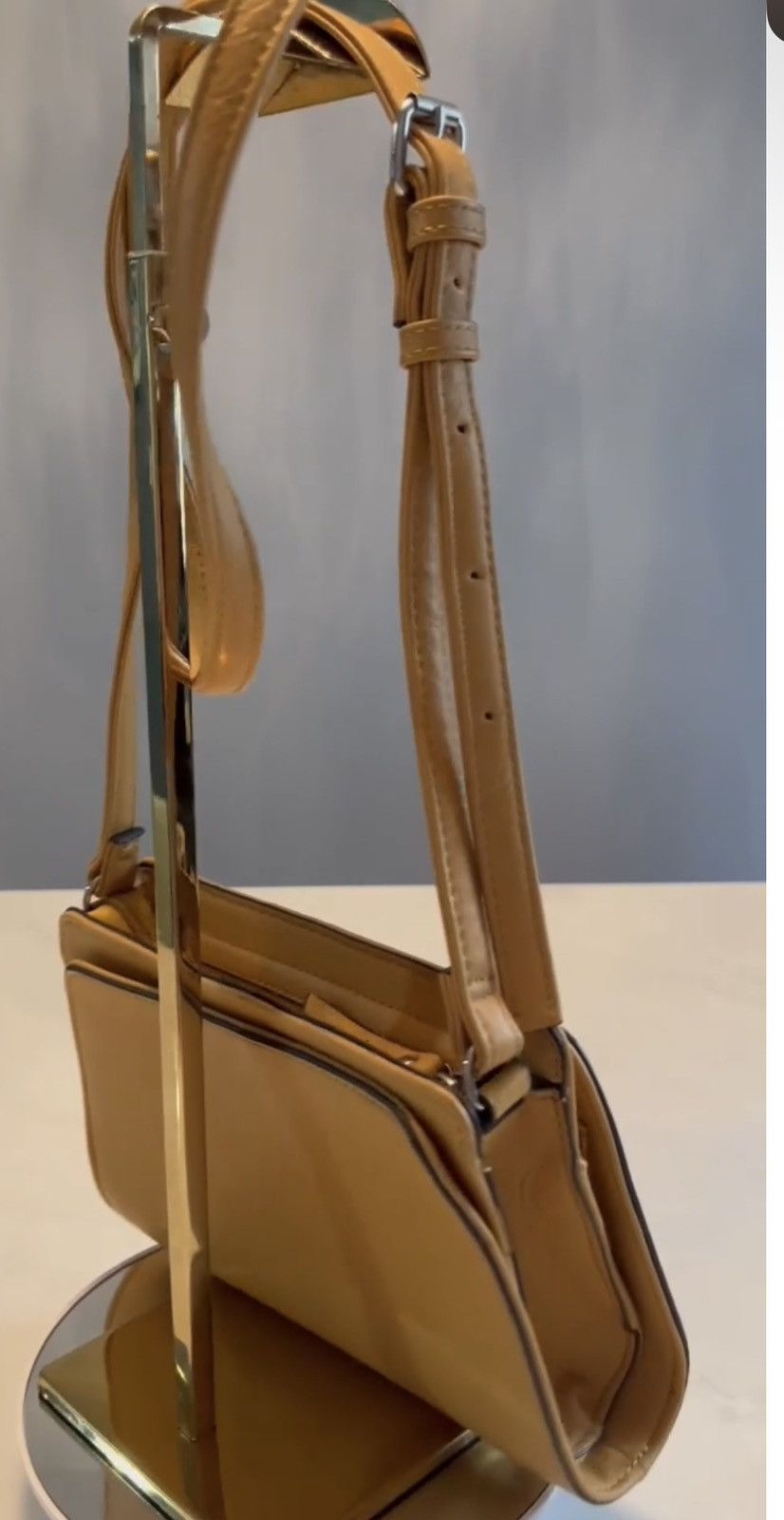 Other Enzo Angiolini Gold Multi-section Crossbody Bag Handbag Size ONE SIZE - 5 Thumbnail