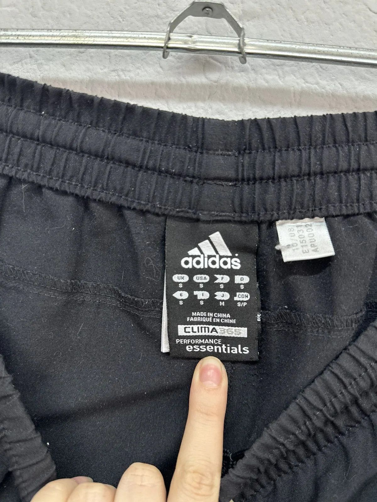Adidas Vintage Adidas Nylon Pants Y2K Cargo Streetwear Nike style Size US 31 - 15 Thumbnail
