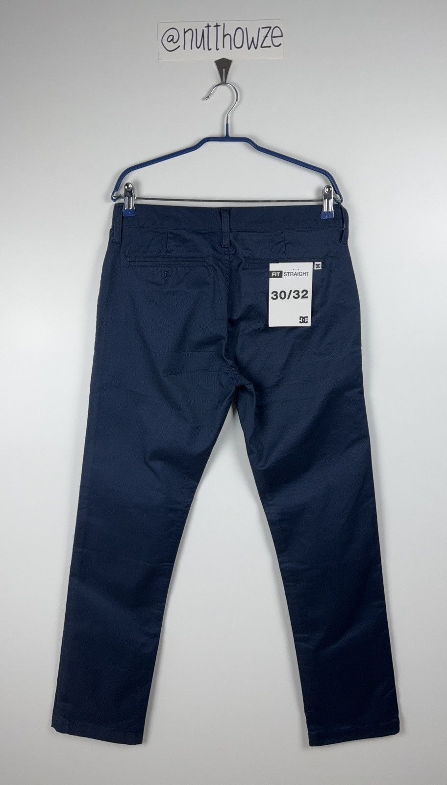 DC Essential DC Shoes Co Straight Fit Navy Chino Pants Size US 30 / EU 46 - 2 Thumbnail