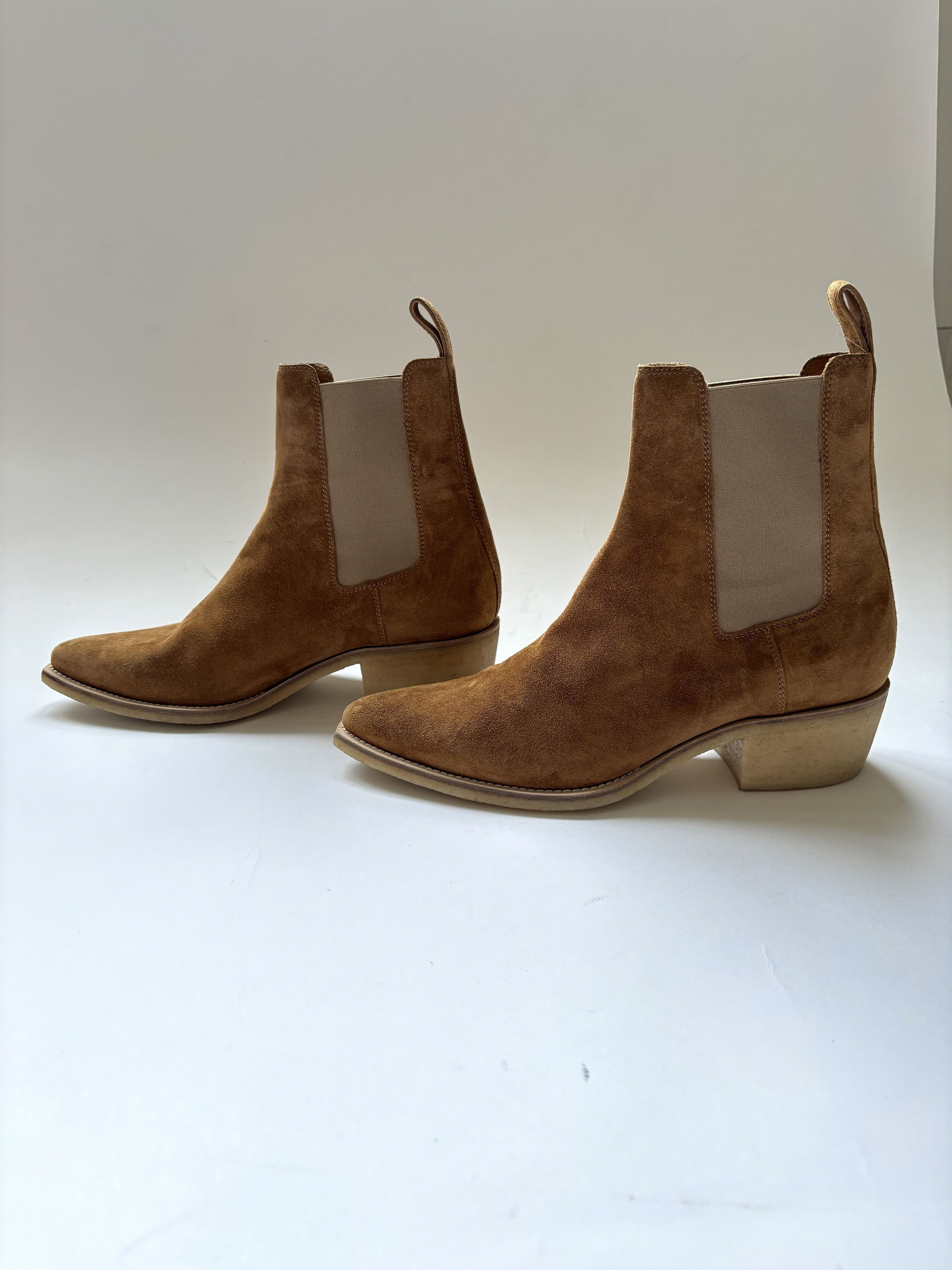 Amiri ⚡️QUICK SALE⚡️Amiri Tan Crepe Suede Pointed Chelsea Boots Size US 11 / EU 44 - 6 Thumbnail