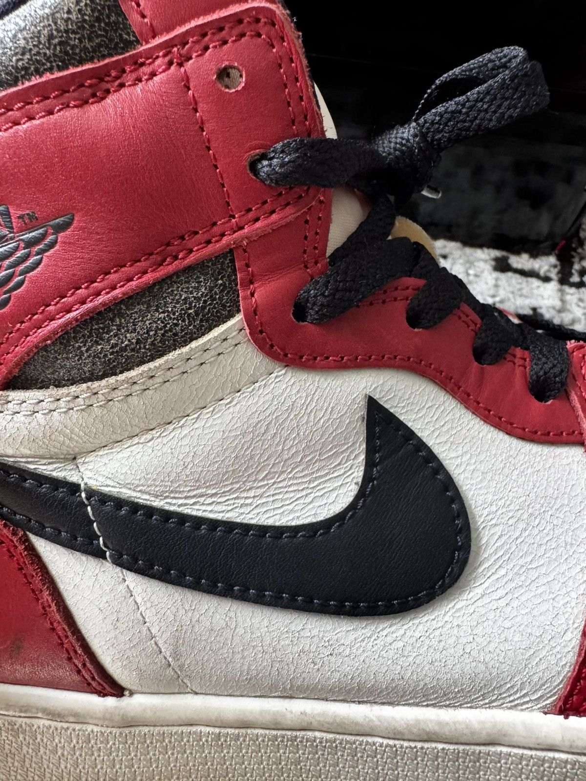 Nike Air Jordan 1 Retro High OG 'Chicago Lost & Found' Sample Size US 12 / EU 45 - 12 Thumbnail