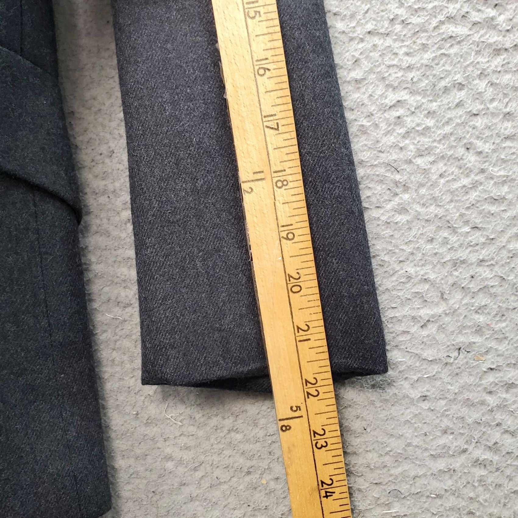 Vintage Emily Blazer Jacket Womens 4 Gray Lined Flap Pockets Notch Lapel Single-Breasted Jacket Size S / US 4 / IT 40 - 4 Thumbnail