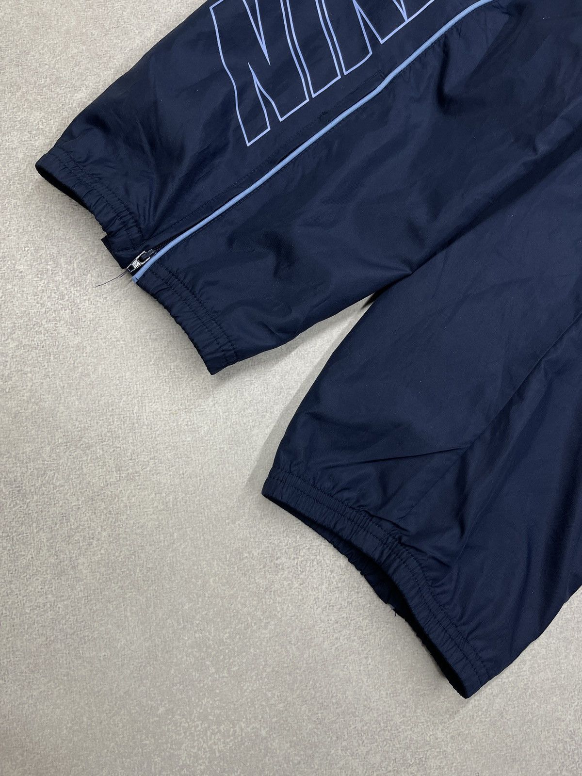 Nike Vintage Nike Nylon Sweatpants Navy Drill Y2K ACG TECH Size S Size US 30 / EU 46 - 7 Thumbnail