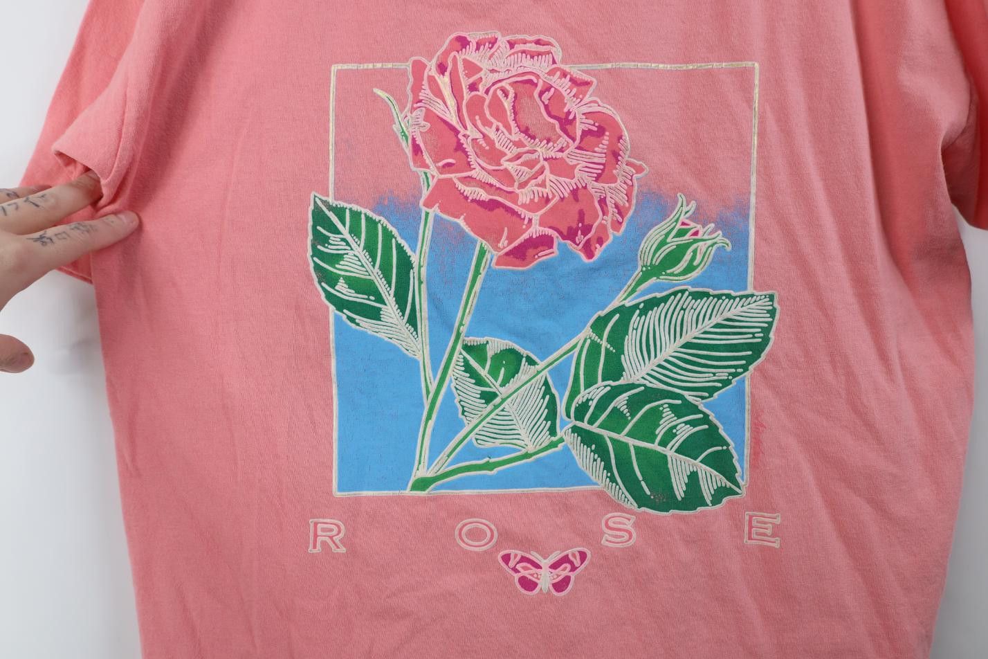 Vintage Vintage 90s Streetwear Babydoll Rose Butterfly T-Shirt Size L / US 10 / IT 46 - 4 Thumbnail
