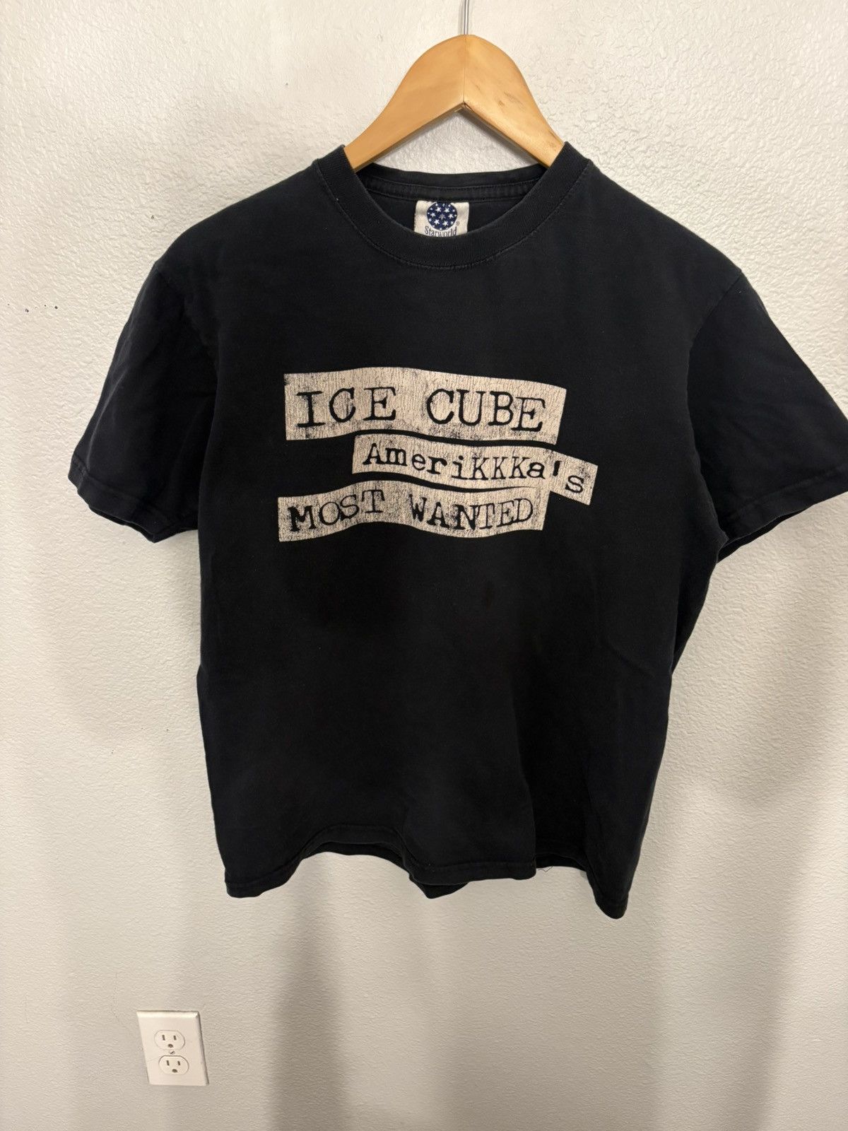 Vintage 90’s hip hop ICE CUBE AmeriKKKa's Most Wanted shirt Size US S / EU 44-46 / 1 - 1 Thumbnail