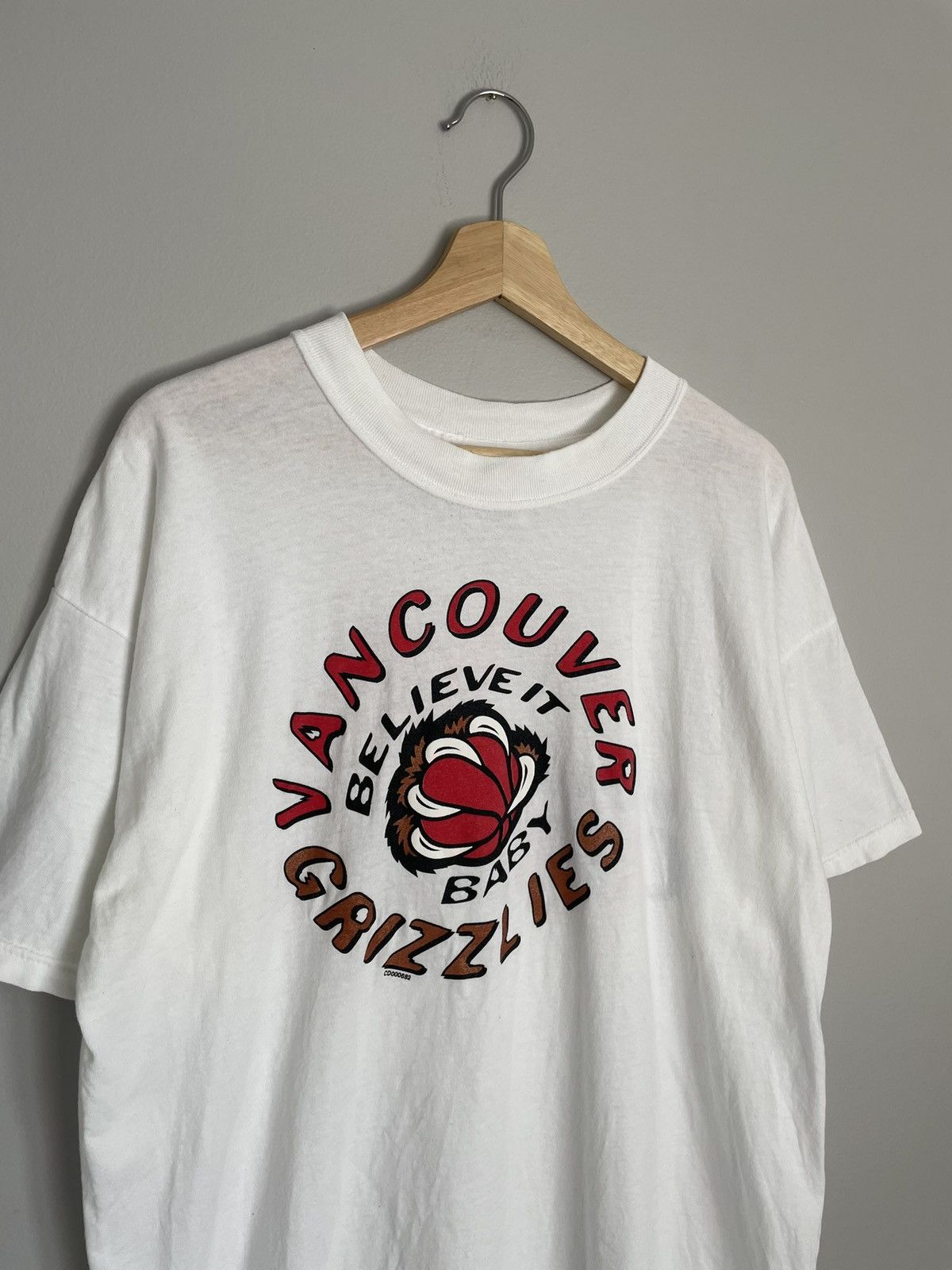 NBA Vintage Vancouver Grizzlies Opening Night Shirt Size US XL / EU 56 / 4 - 2 Thumbnail