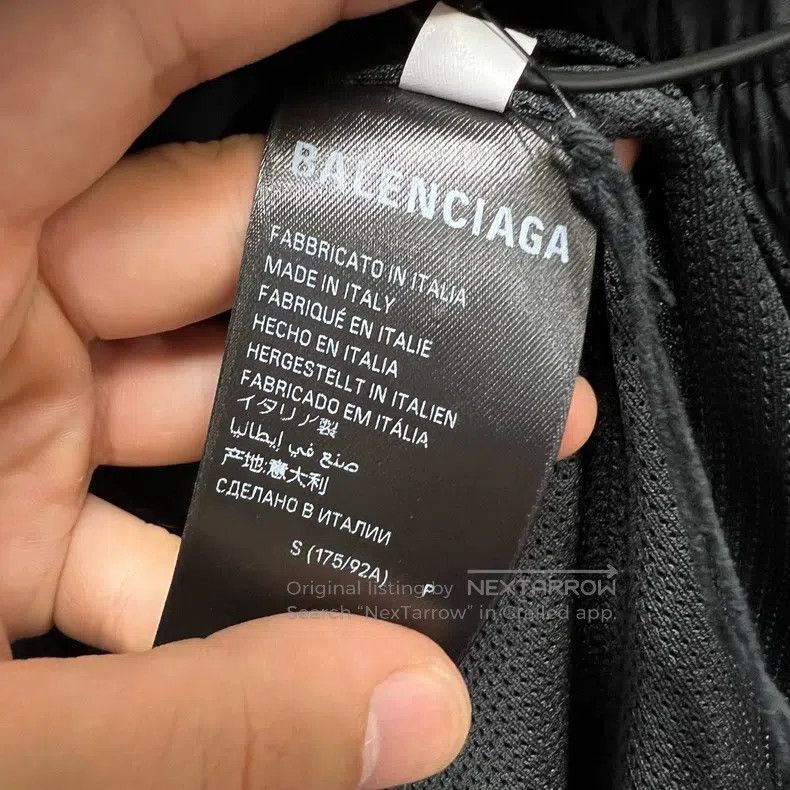 Balenciaga Balenciaga 3B Embroidered Patchwork Red and White School J Size US S / EU 44-46 / 1 - 5 Thumbnail