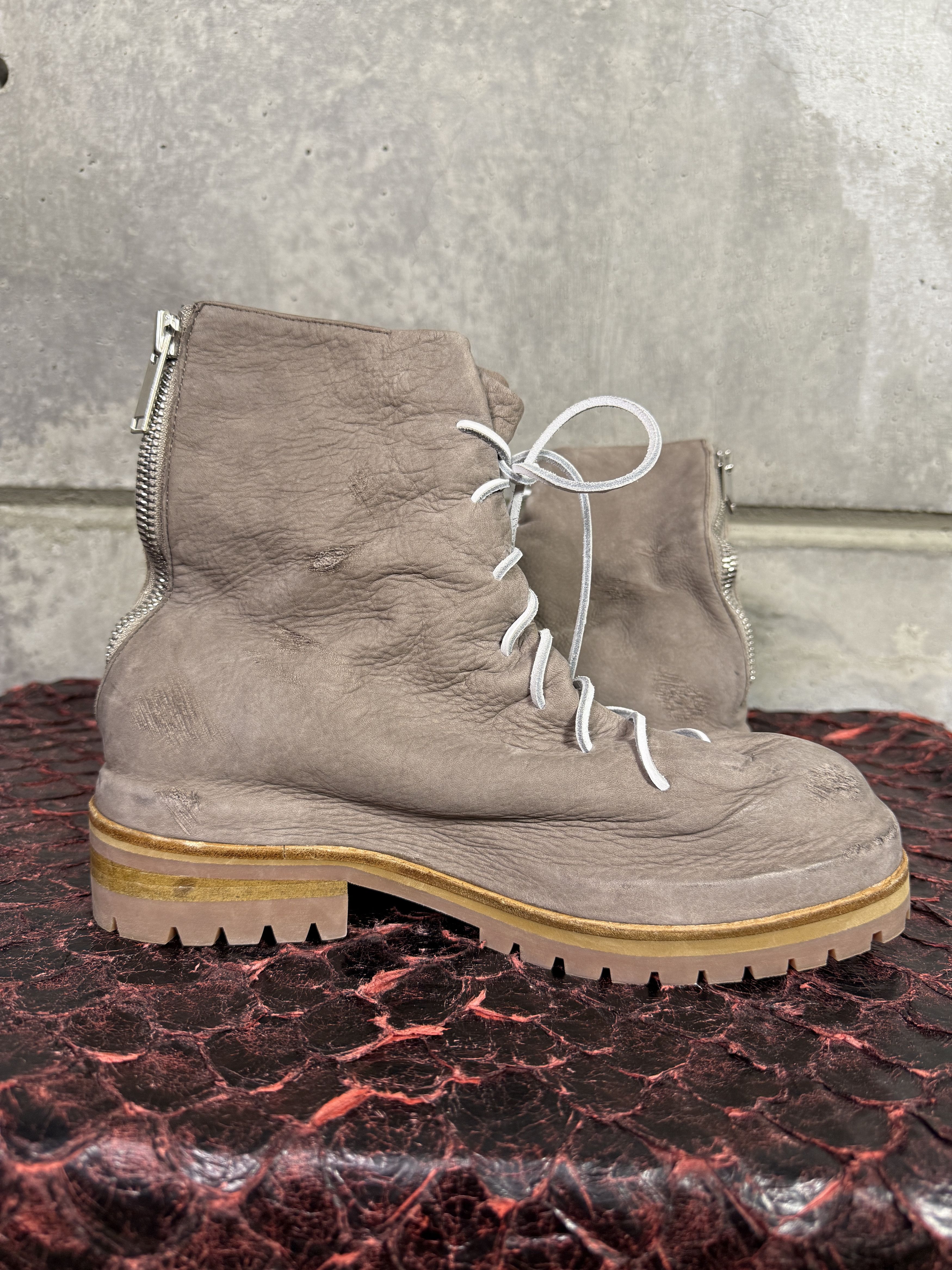 424 $1490 424 Dusty Nude Nabuk Leather Laced Up Marathon Boot Size US 8 / EU 41 - 11 Thumbnail