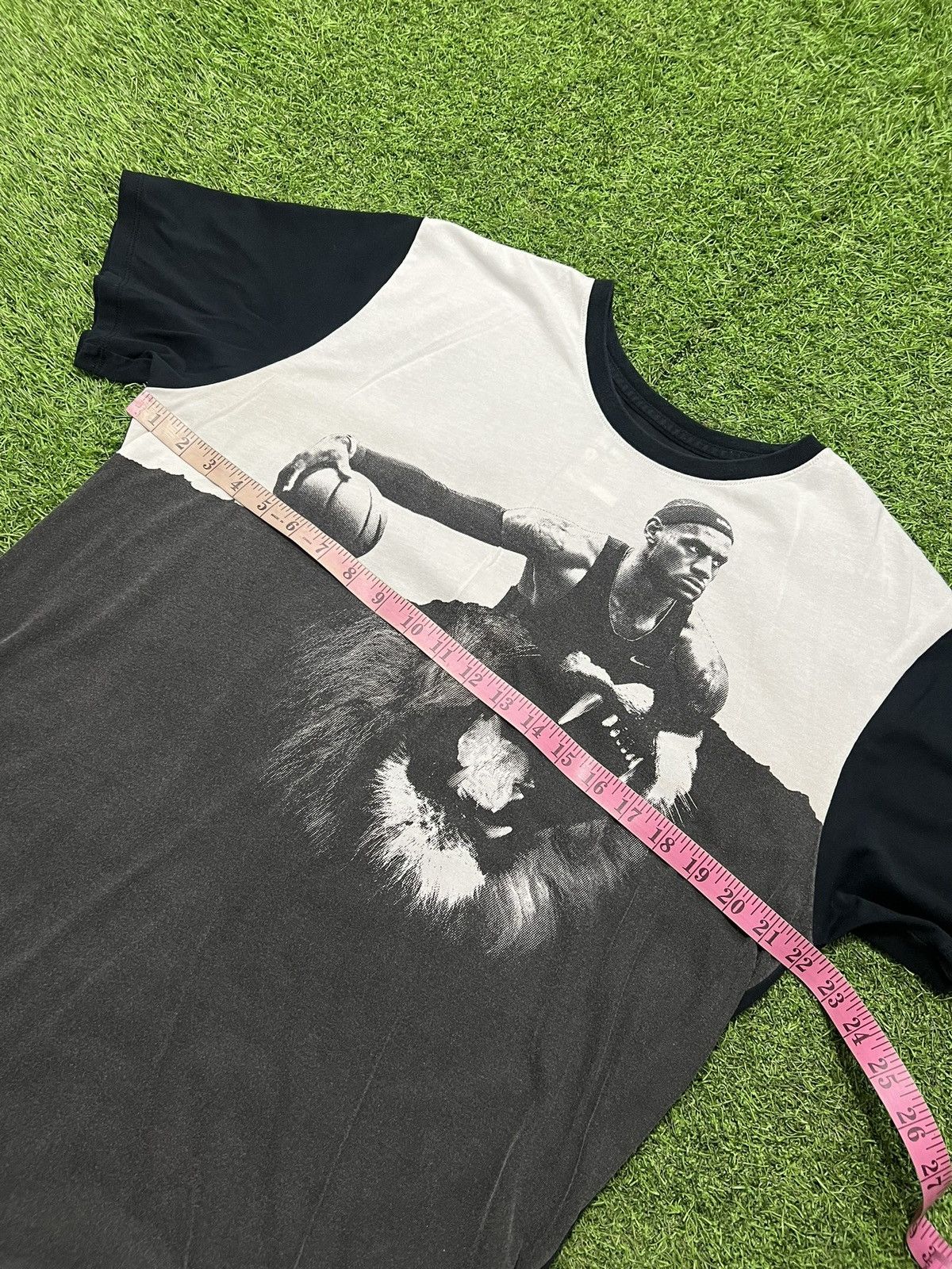Nike × Vintage VINTAGE NIKE LEBRON JAMES NIKE BIG PRINT GRAPHIC T SHIRT Y2K Size US L / EU 52-54 / 3 - 4 Thumbnail