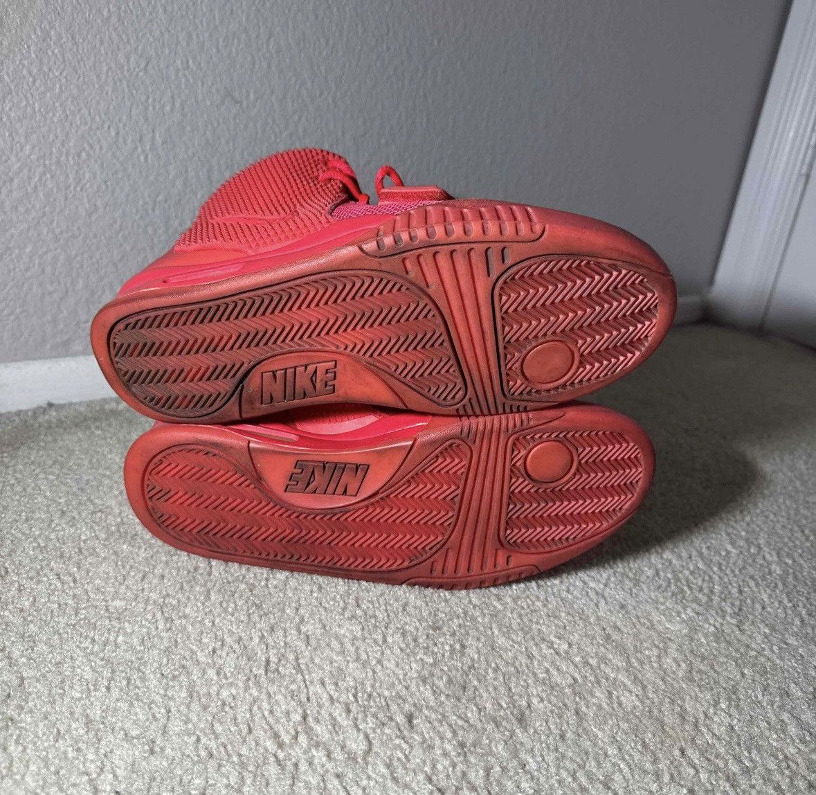 Kanye West × Nike Nike Air Yeezy 2 Red Octobers sz 8.5 used Size US 8.5 / EU 41-42 - 5 Thumbnail