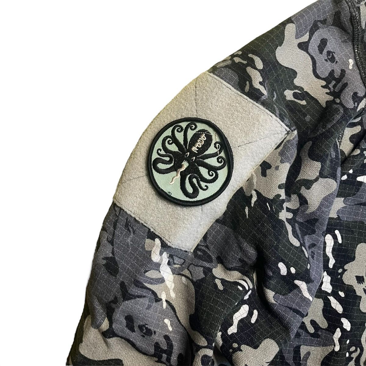 Bape Bape Octopus Camo Full-Zip Hoodie Size US L / EU 52-54 / 3 - 3 Thumbnail