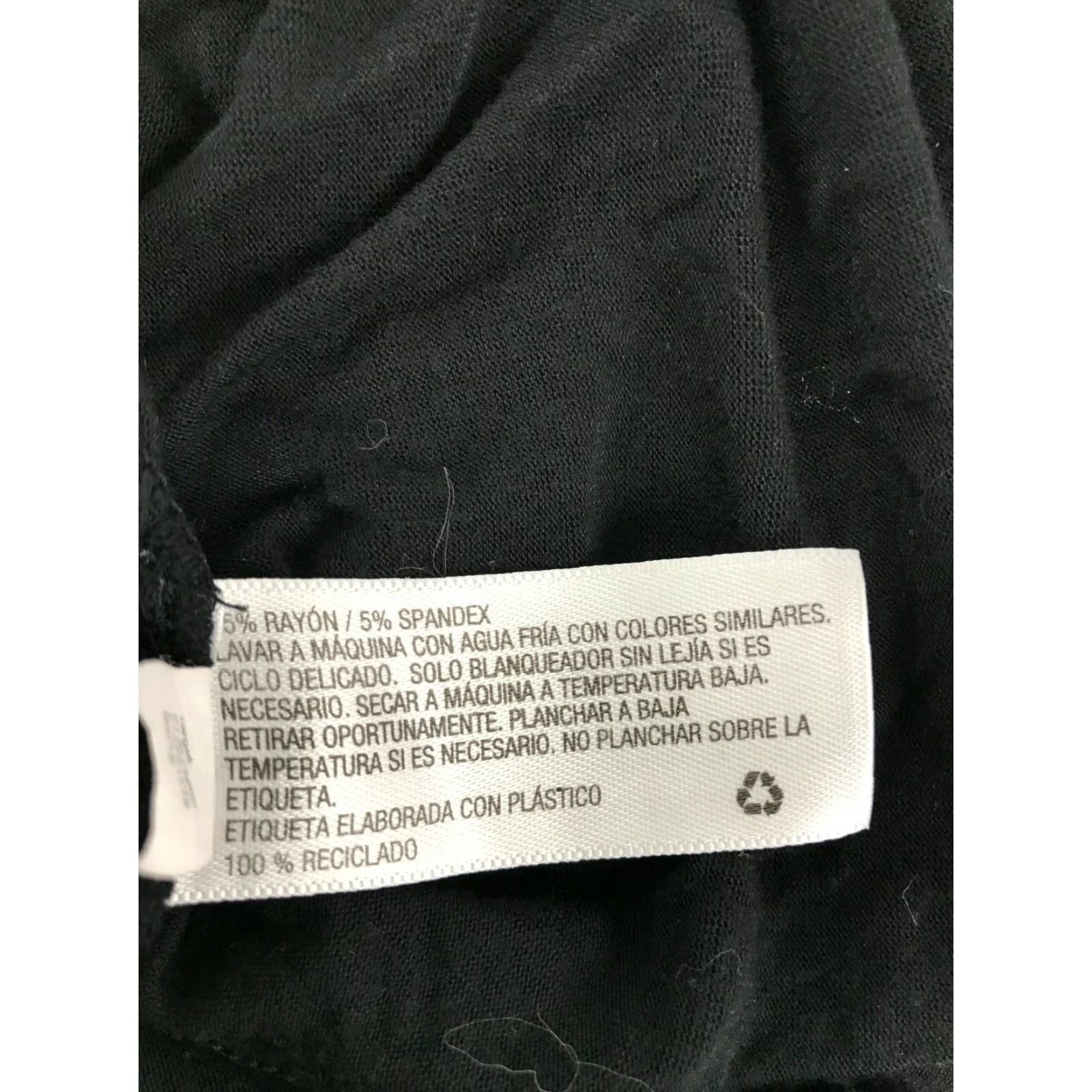 Mossimo Mossimo T-Shirt Women's Small Black Cap Sleeve Round Hi Low Raw Hem V-neck Size S / US 4 / IT 40 - 8 Thumbnail