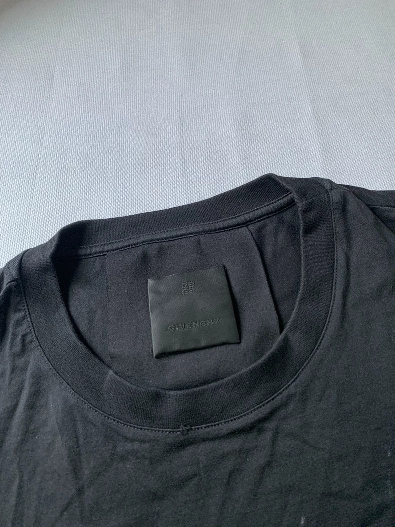 Givenchy Givenchy Black label vision trap short sleeve 2504-Nextarro Size US XL / EU 56 / 4 - 2 Thumbnail