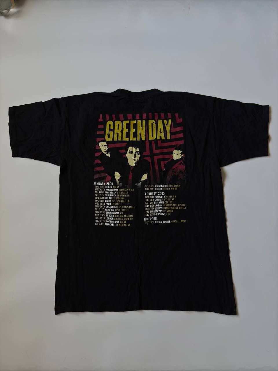Band Tees Green Day American idiot 2005 black vintage t-shirt xl Size US XL / EU 56 / 4 - 2 Thumbnail