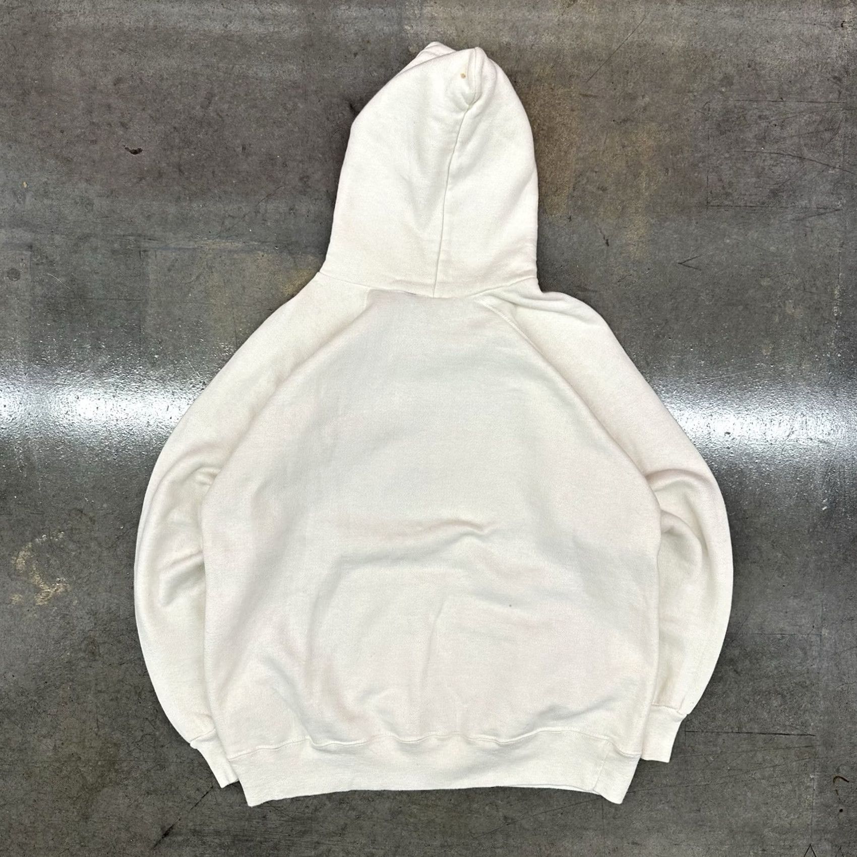 Champion VINTAGE Champion Hoodie Sweatshirt XL White USA 80s Raglan Sleeve 50/50 Blend Mens Size US XL / EU 56 / 4 - 7 Thumbnail