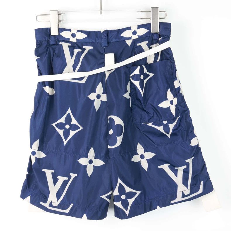 Louis Vuitton Louis Vuitton Blue Bermuda print logo shorts Size US 36 / EU 52 - 3 Thumbnail