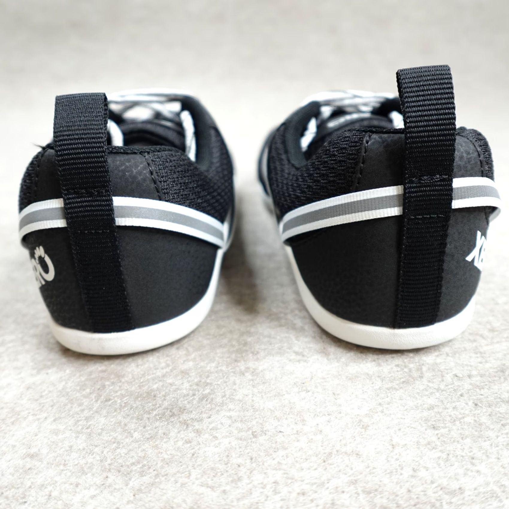 Vintage XERO Sneakers Mens 7 Black Solid Sneaker NEW UK 6.5 Size US 7 / EU 40 - 4 Thumbnail
