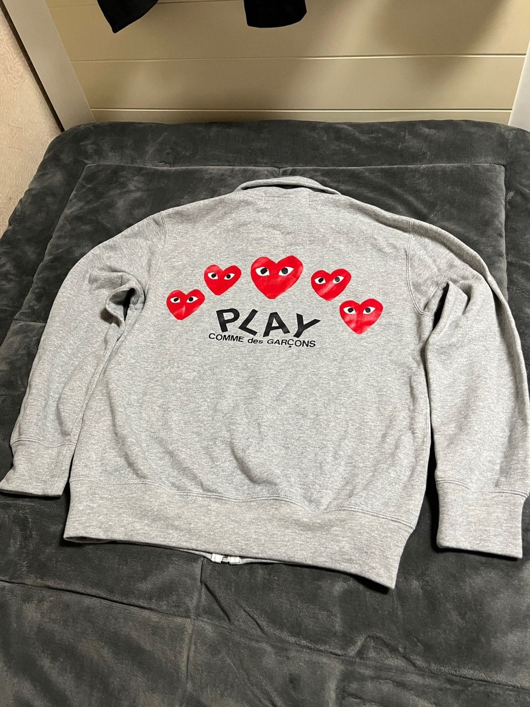 Comme des Garcons PLAY Logo zip up sweatshirt gray Size US M / EU 48-50 / 2 - 5 Thumbnail