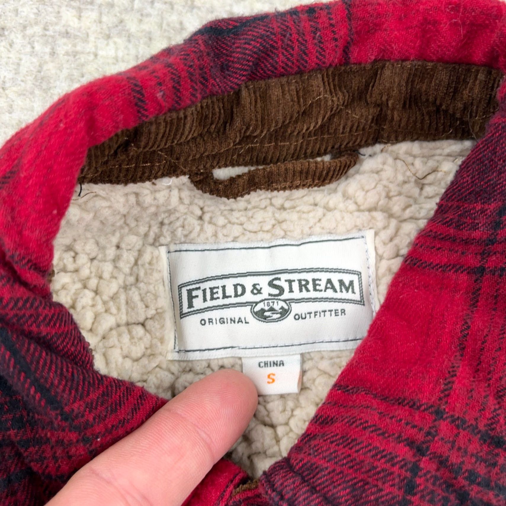 Vintage Field & Stream Shirt Jacket Men S Red Plaid Flannel Lined Quilted Mid-Length Jacket Size US S / EU 44-46 / 1 - 3 Thumbnail