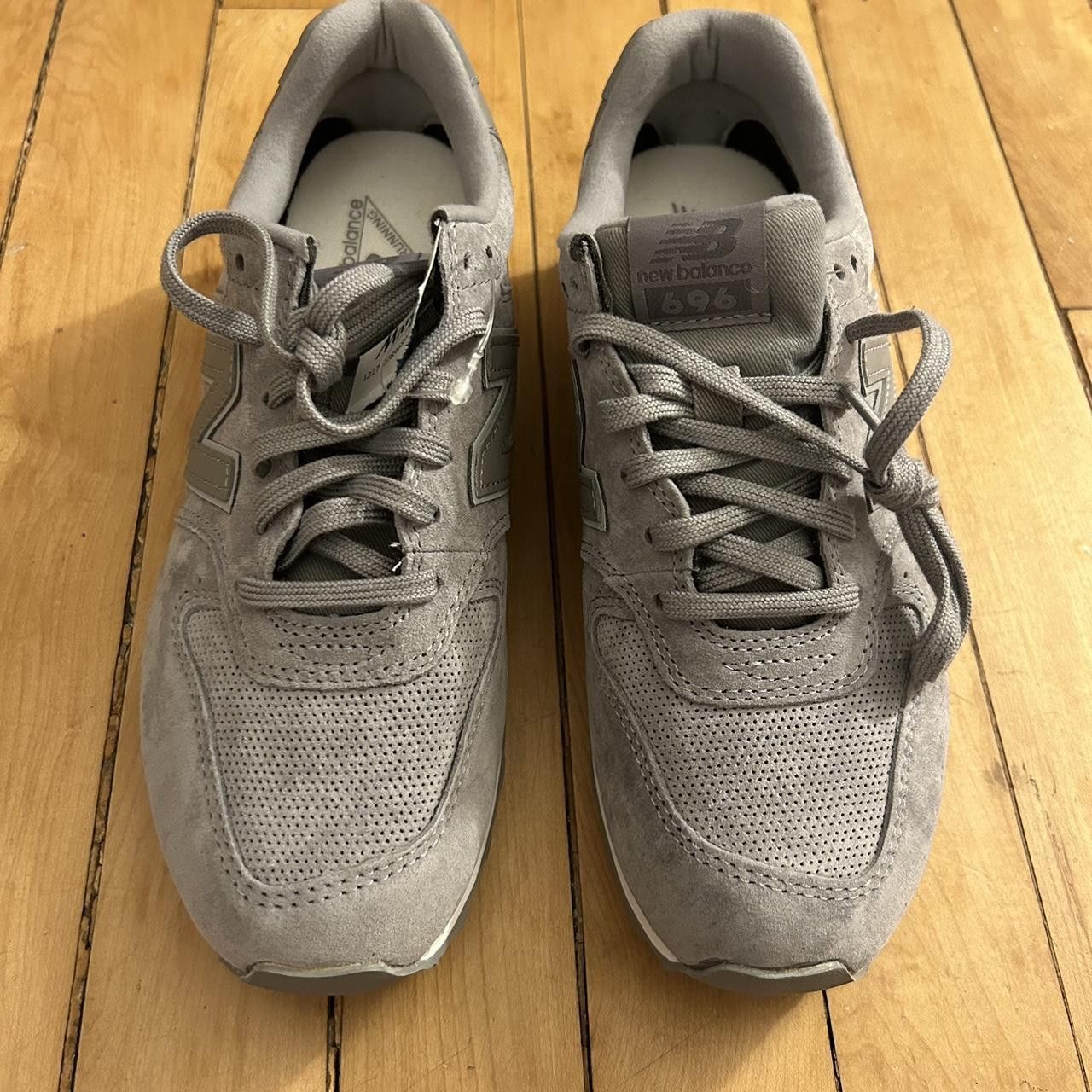 New Balance New Balance 696 Sneakers Gray Size 6.5 Size US 6.5 / EU 39-40 - 1 Thumbnail