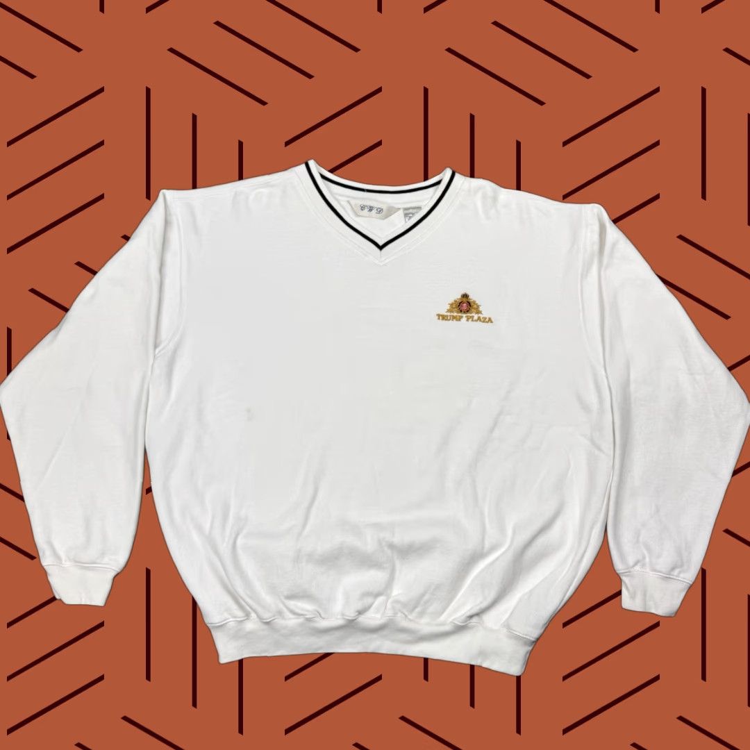 Vintage VTG 90S TRUMP PLAZA V-NECK SWEATSHIRT MAGA ELECTION 2024 PREPPY SWEATER ADULT XL Size US XL / EU 56 / 4 - 1 Thumbnail