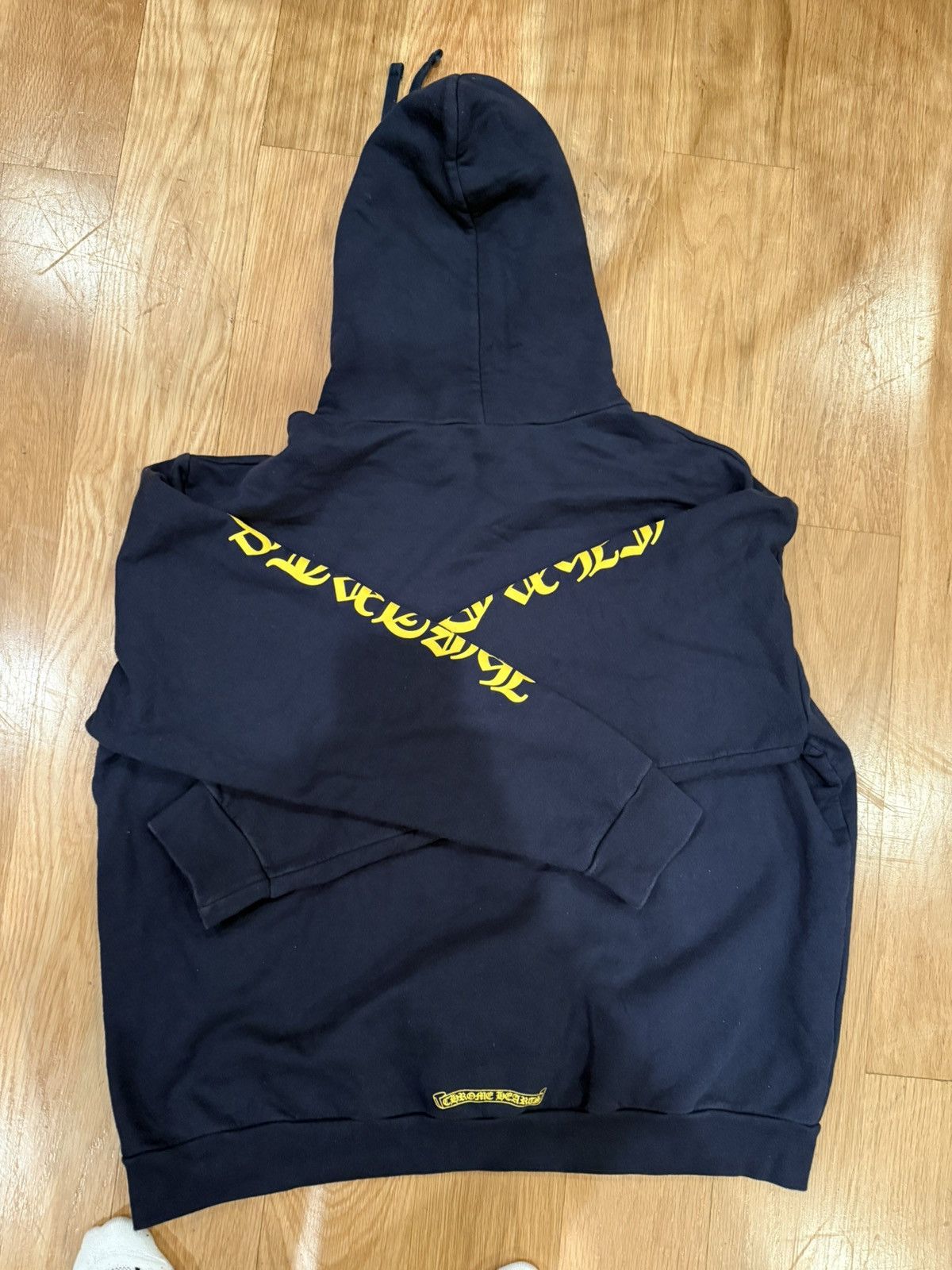 Chrome Hearts Chrome Hearts Yellow Script Sleeve Navy Hoodie Size US L / EU 52-54 / 3 - 3 Thumbnail