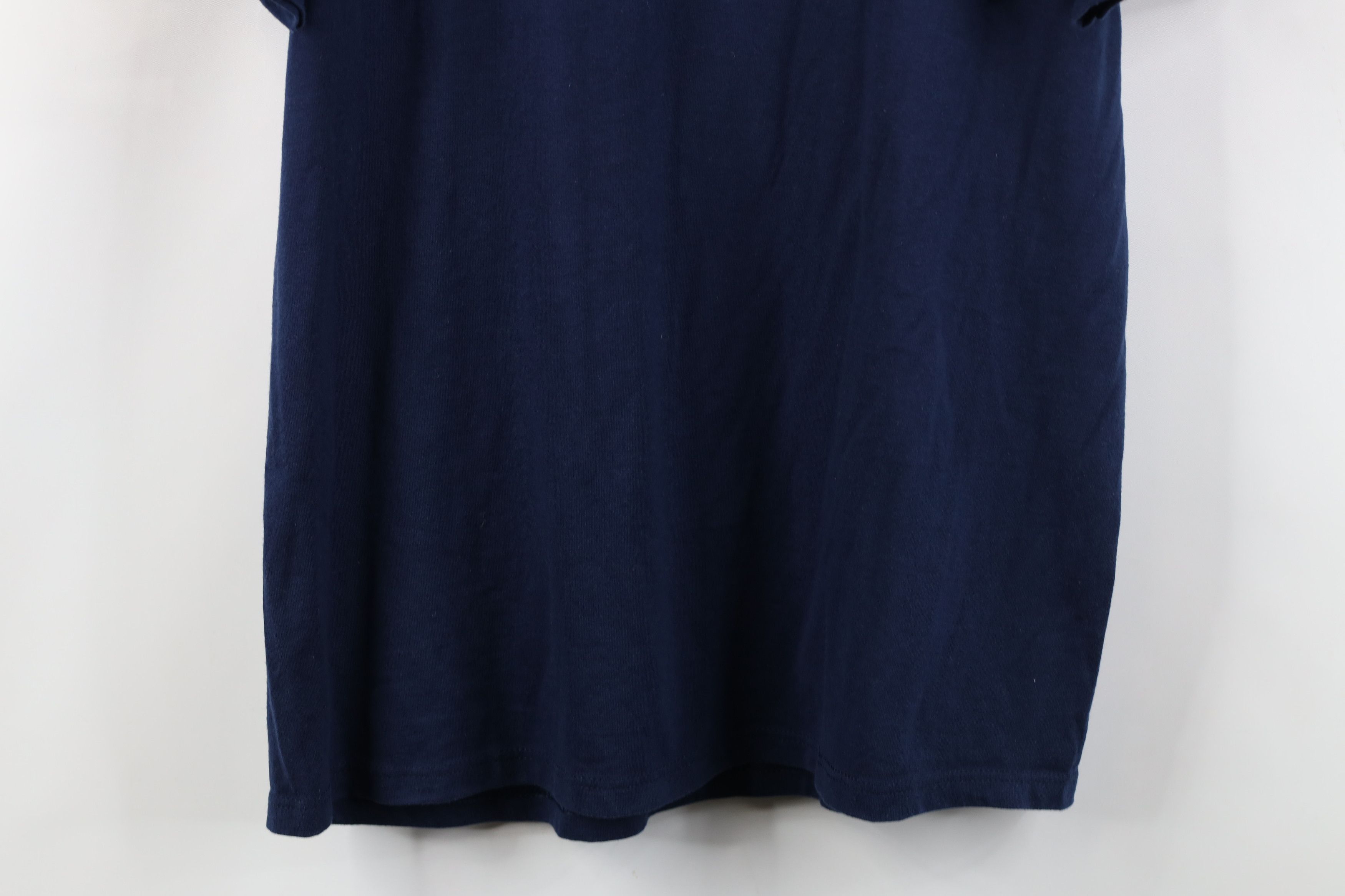 Vintage Vintage 90s Streetwear Flower Honey Bee T-Shirt Blue USA Size L / US 10 / IT 46 - 12 Thumbnail