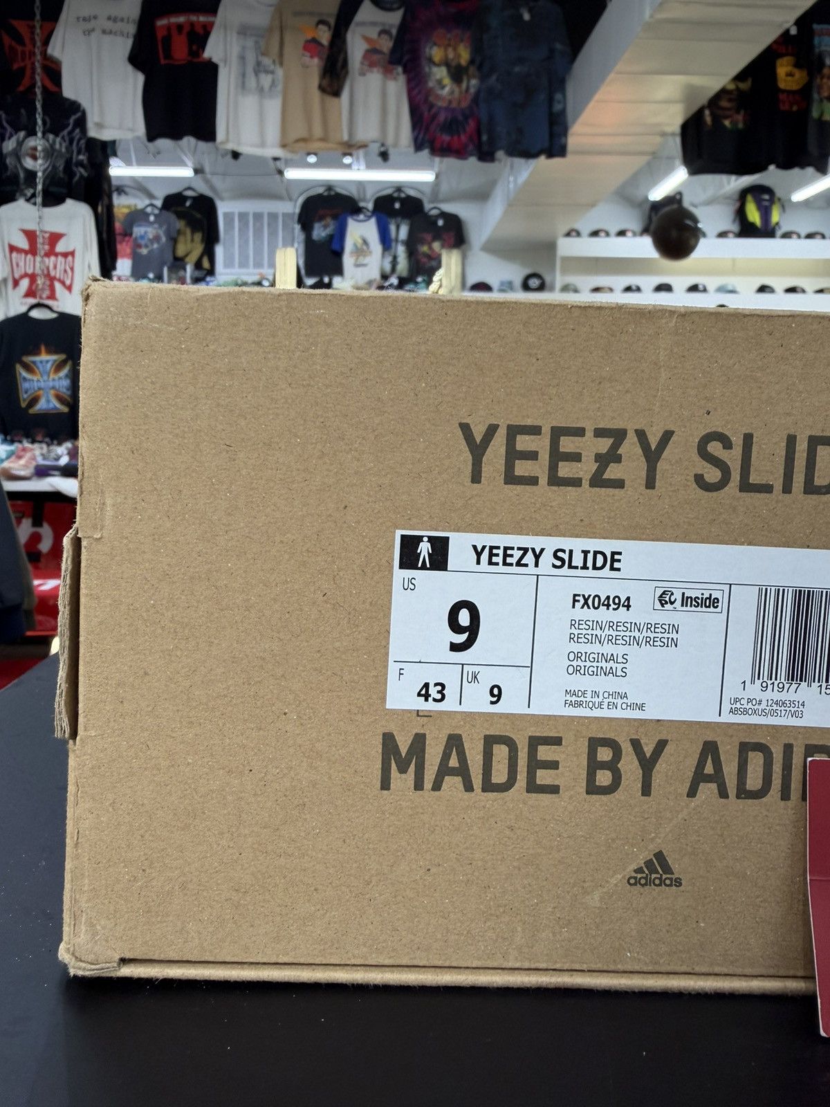Yeezy Adidas Yeezy Slide Resin Size 9 Size US 9 / EU 42 - 12 Thumbnail