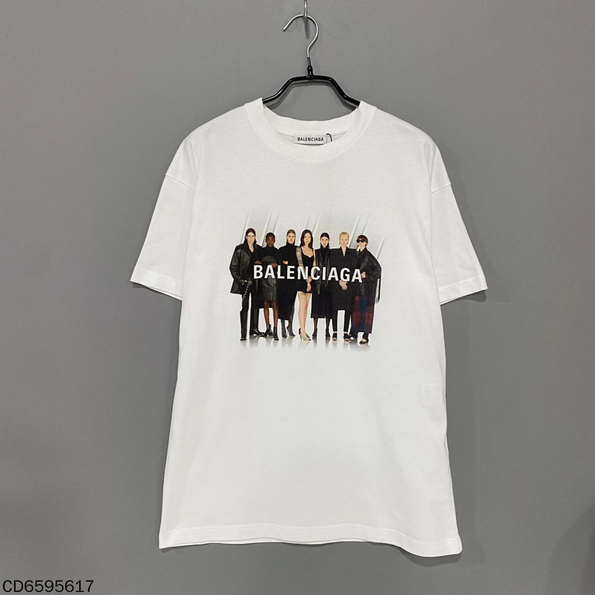 Balenciaga Balenciaga White Band Graphic Print SS Tee XS Size XS / US 0-2 / IT 36-38 - 1 Thumbnail