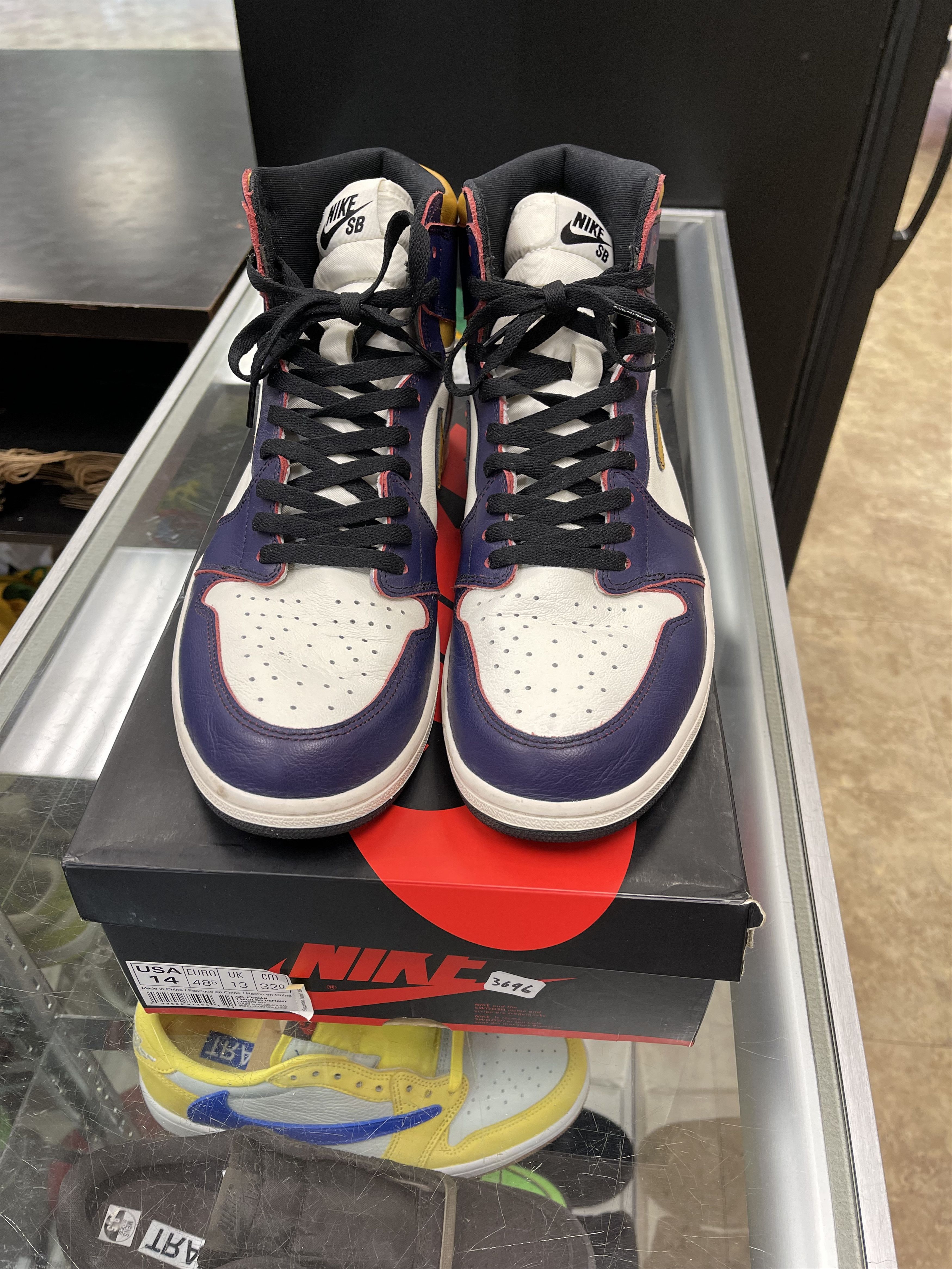 Jordan Brand Jordan 1 Retro High OG Defiant SB LA to Chicago Size US 14 / EU 47 - 1 Thumbnail