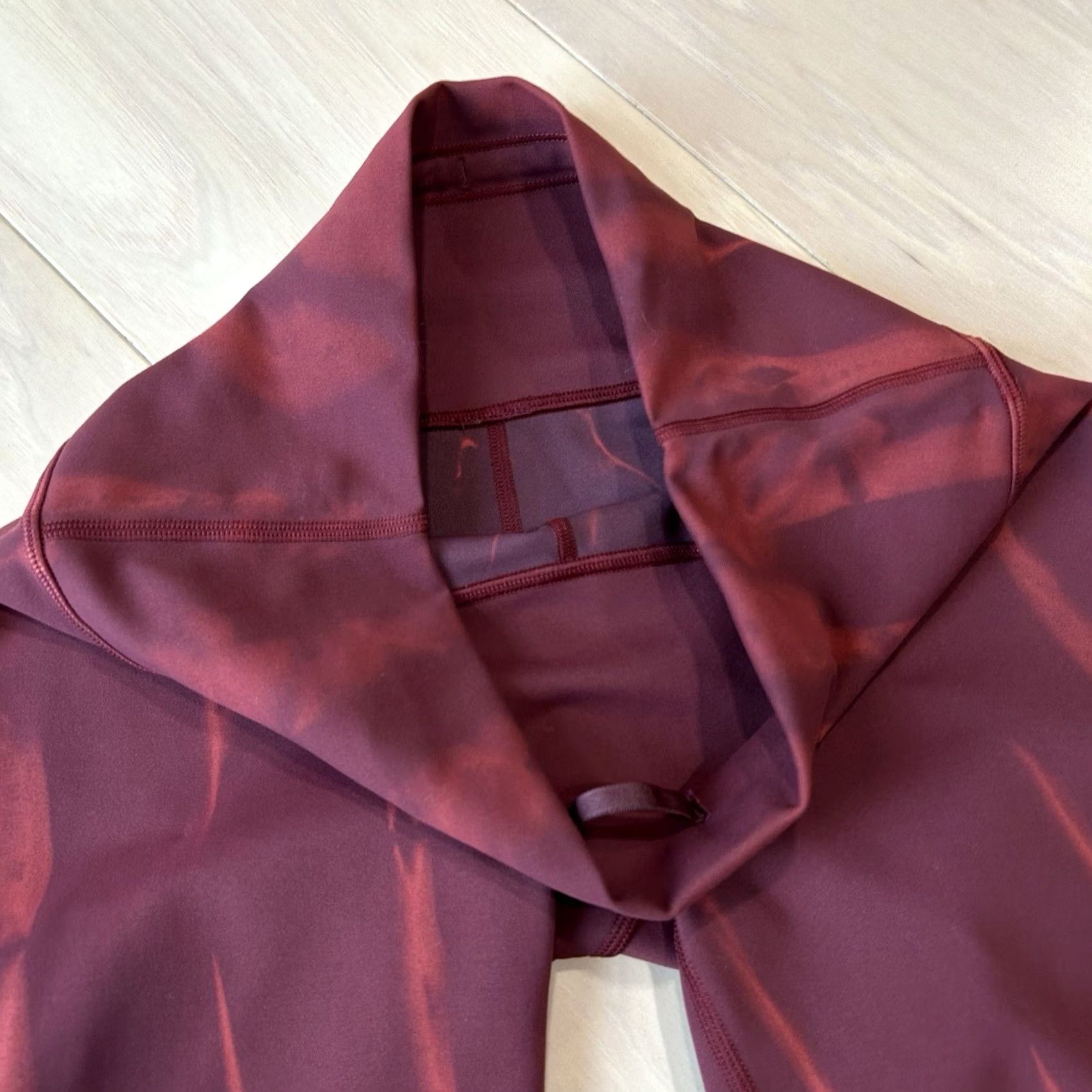 Lululemon Lululemon Wunder Train High-Rise Short 8" Inseam Women’s 6 Burgundy Tie Dye Biker Xs? Wait Size 28" / US 6 / IT 42 - 3 Thumbnail