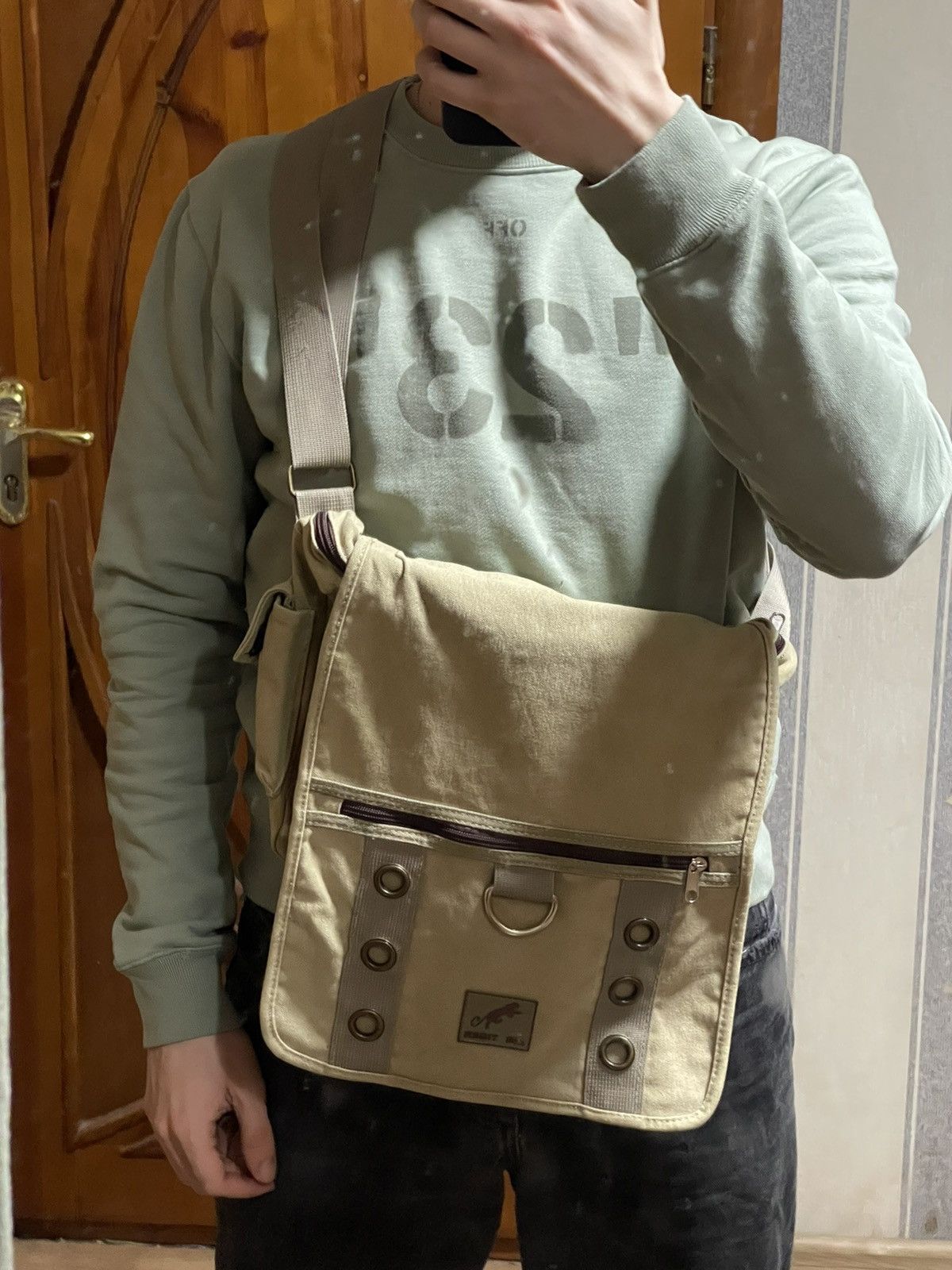 Japanese Brand 90s Y2K Crossbody Military Style Multipocket Messenger Bag Size ONE SIZE - 4 Thumbnail
