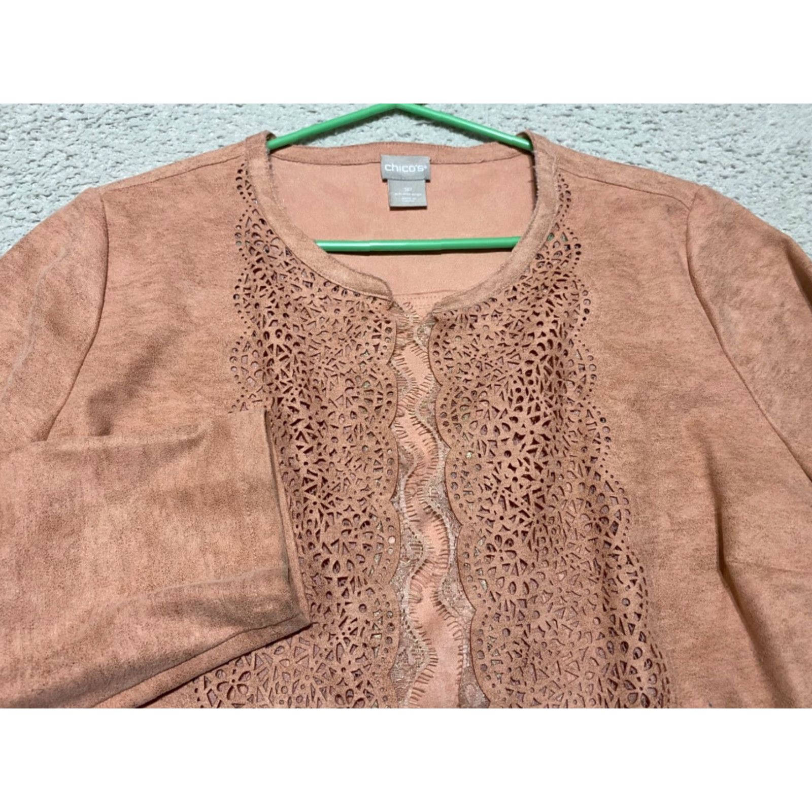 Vintage Chico’s Womens 10P Petite Jacket Pink Perforated Faux Suede Open Front Jacket Womens Petite 10P Pink Faux Leather Size L / US 10 / IT 46 - 2 Thumbnail