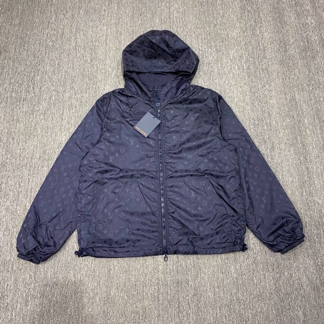 Louis Vuitton Louis Vuitton Blue double-faced jacket with dark stripes ja Size US S / EU 44-46 / 1 - 4 Thumbnail