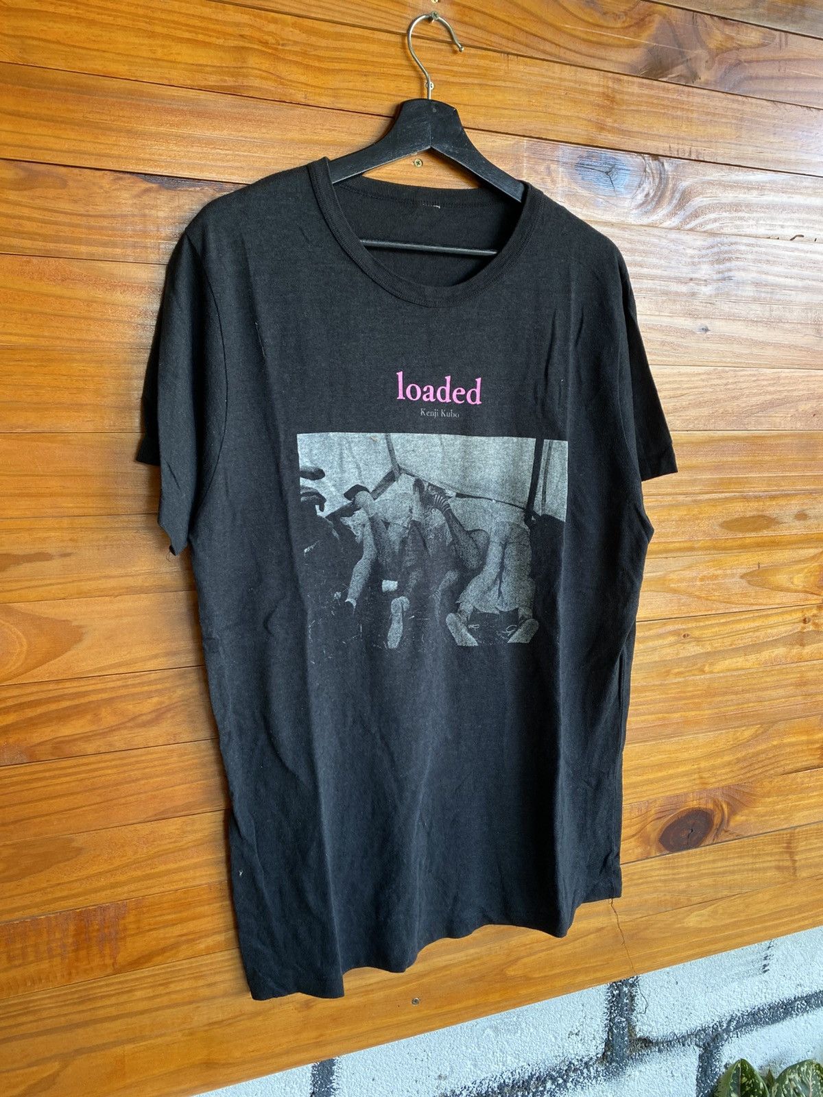 Vintage Kenji Kubo “Loaded” Graphic T-Shirt Japanese Art Photography Size US L / EU 52-54 / 3 - 5 Thumbnail