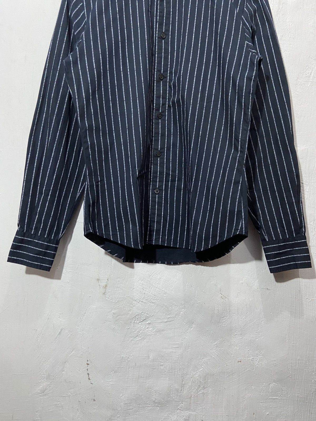 Dolce & Gabbana Monogram Dolce & Gabbana Button Up Shirt Size US M / EU 48-50 / 2 - 7 Thumbnail