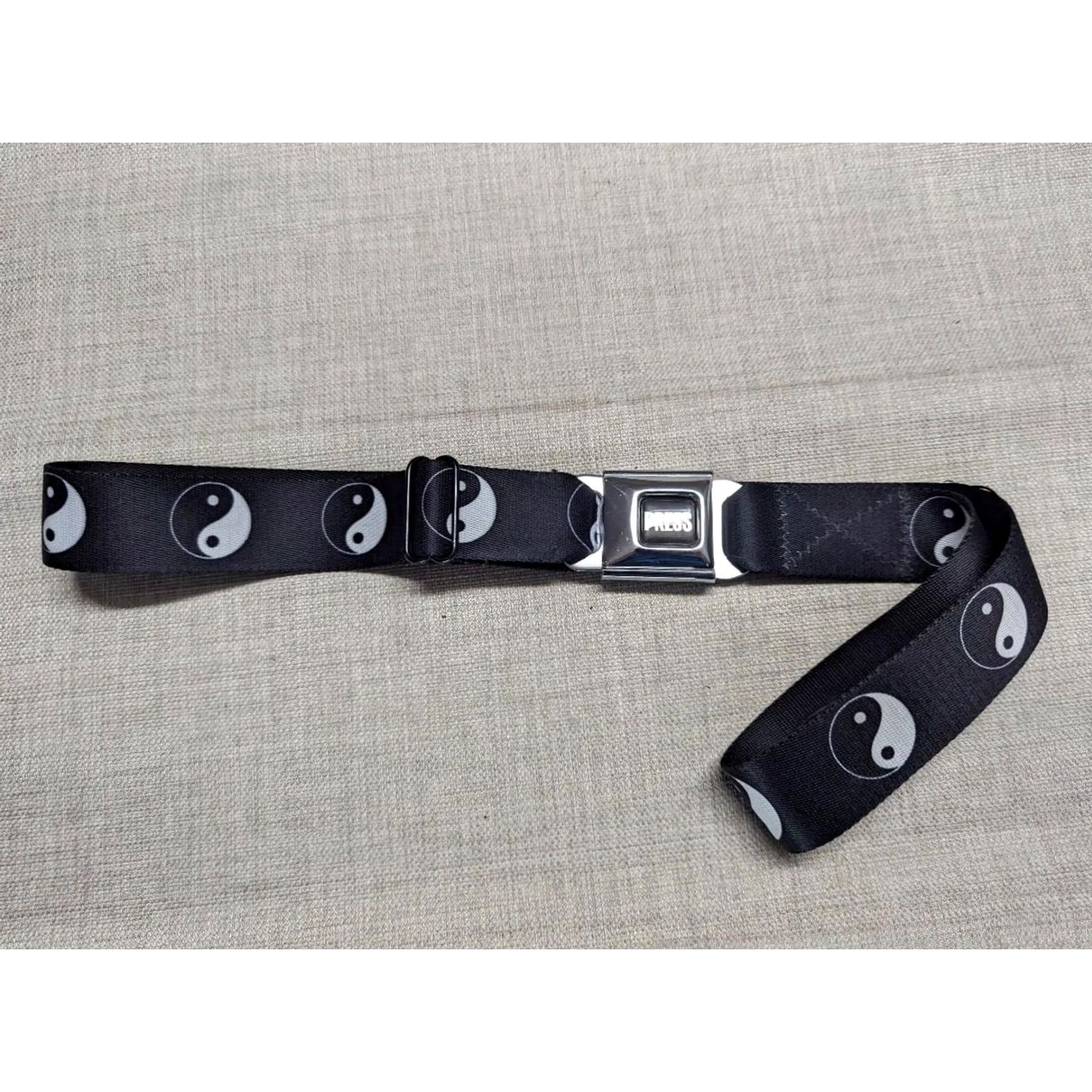 Vintage VINTAGE Buckle Down USA made YIN YANG seat belt style Belt one size 24-44 Mens Size ONE SIZE - 3 Thumbnail