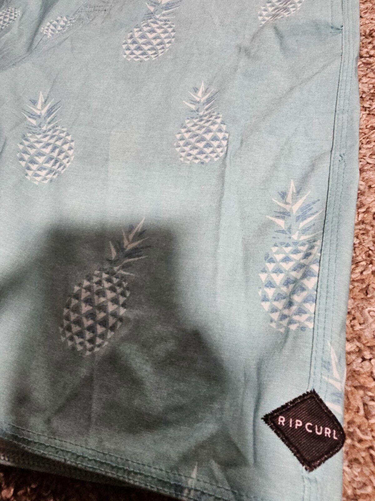 Rip Curl Rip Curl Lay Day Board Shorts 34 Blue Pineapple Swim NWT Size US 32 / EU 48 - 2 Thumbnail