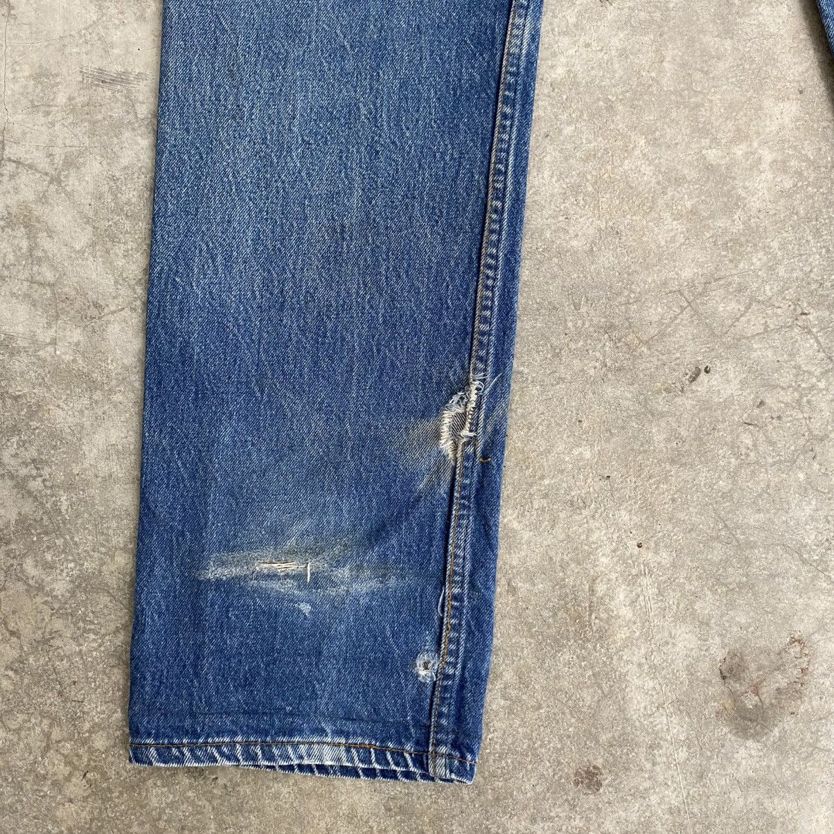 Levi's Vintage 90’s Levis 501 Faded Blue Distressed Denim Jeans Size US 32 / EU 48 - 12 Thumbnail