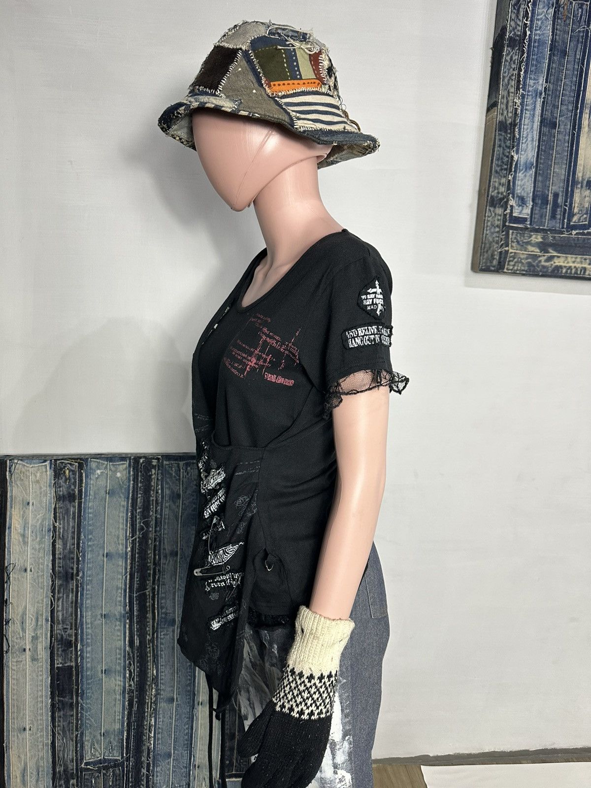 Japanese Brand Mad Punk Beautiful Rock Star Skull angel art Tshirt Size L / US 10 / IT 46 - 16 Thumbnail