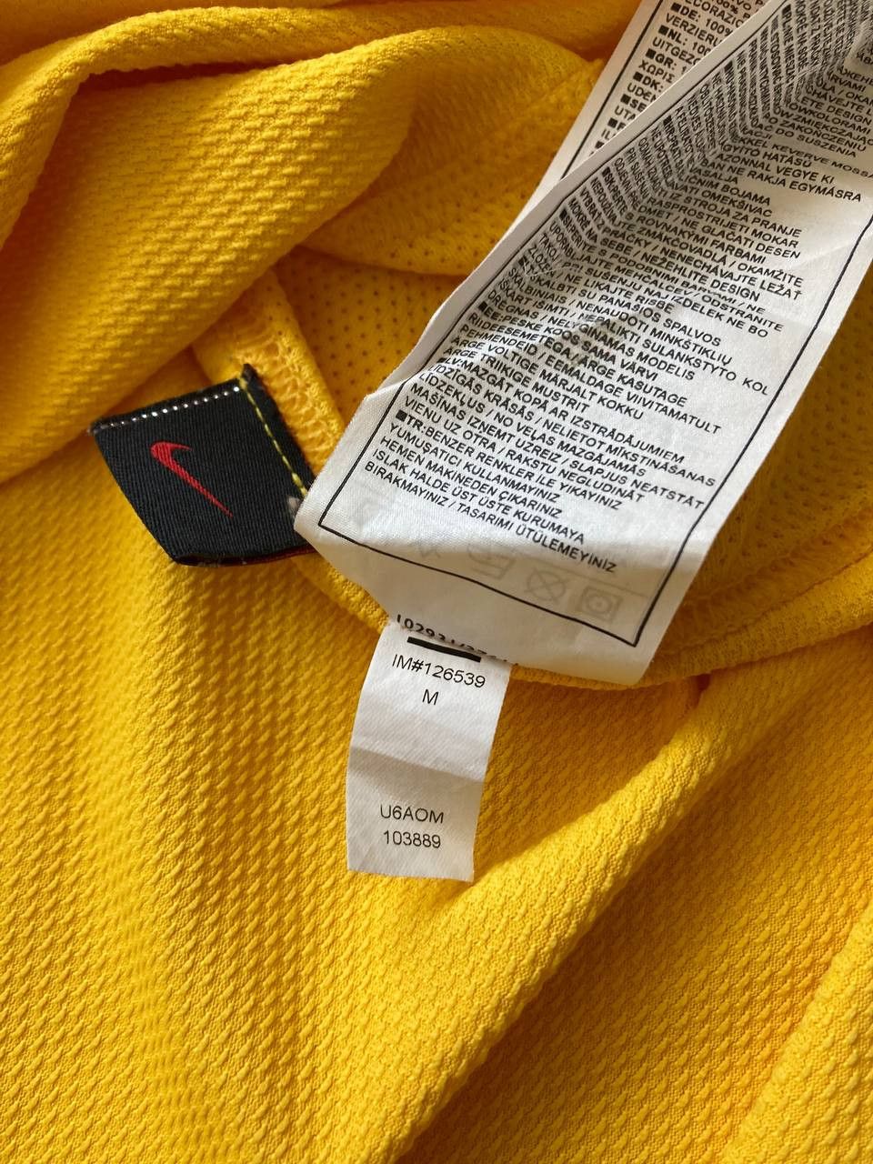 Nike Vintage 2006 2007 Nike Brasil Jersey Size US XL / EU 56 / 4 - 8 Thumbnail