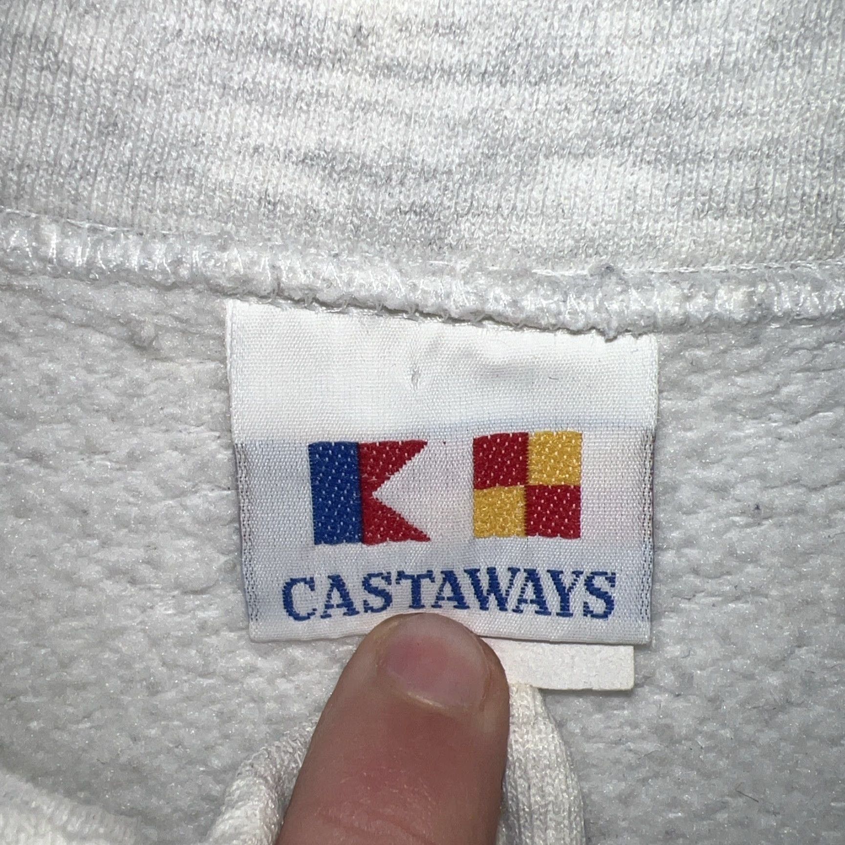 Vintage VINTAGE Castaways Pullover Sweater Mens L White USA Mendicini Size US L / EU 52-54 / 3 - 4 Thumbnail