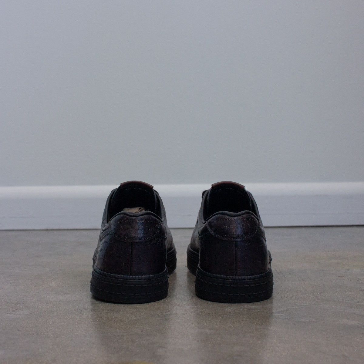 Berluti 1.6k$ BERLUTI Playtime Scritto Leather Low-Top Sneakers US7 Size US 7 / EU 40 - 9 Thumbnail