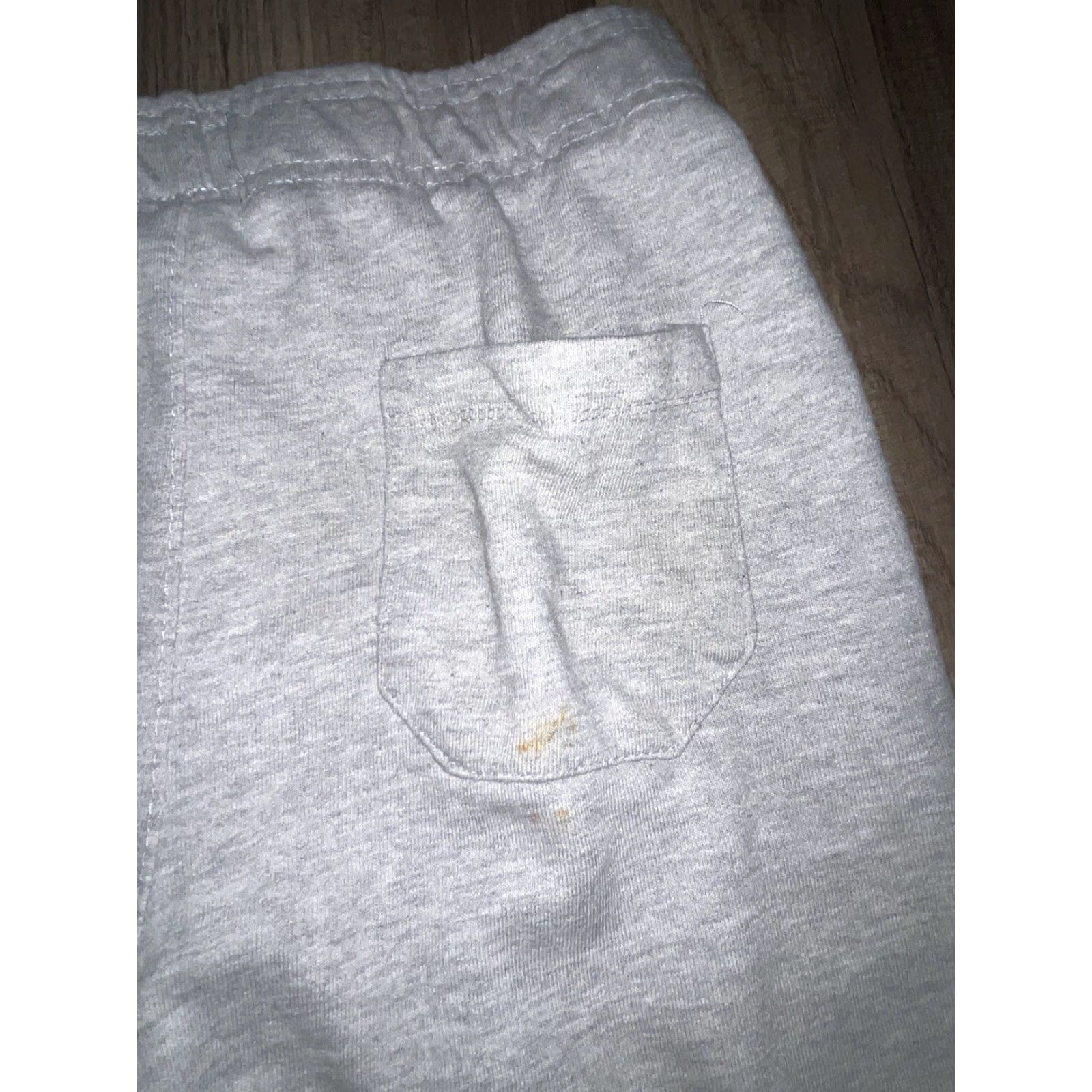 NBA Lebron James NBA Sweat Shorts Grey M Mens Activewear Modern Sweatpants Size US 31 - 6 Thumbnail
