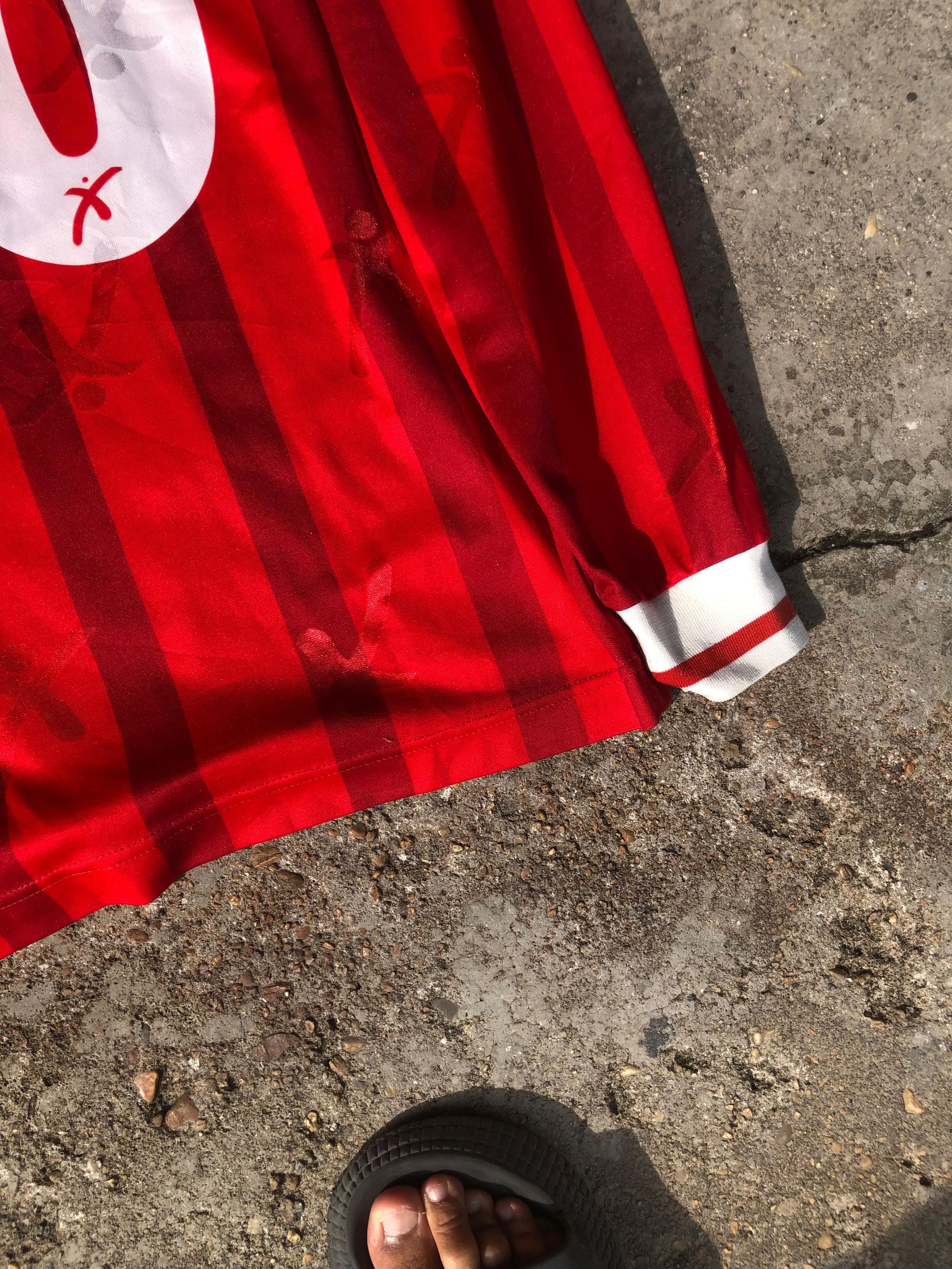 Vintage Vintage Jersey Perugia 1996 Size US M / EU 48-50 / 2 - 7 Thumbnail