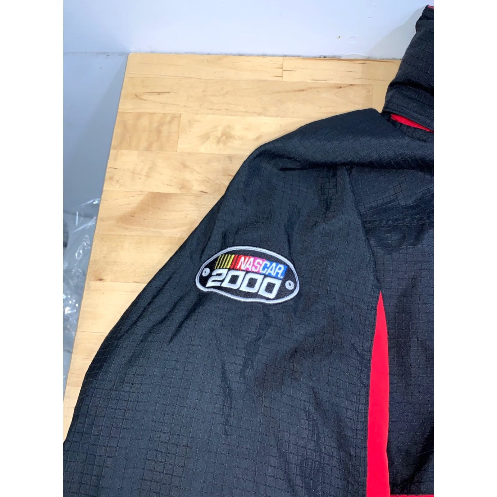 NASCAR VINTAGE NASCAR Windbreaker Jacket Mens L Red Zip Hooded Y2K 12733 Size US L / EU 52-54 / 3 - 6 Thumbnail