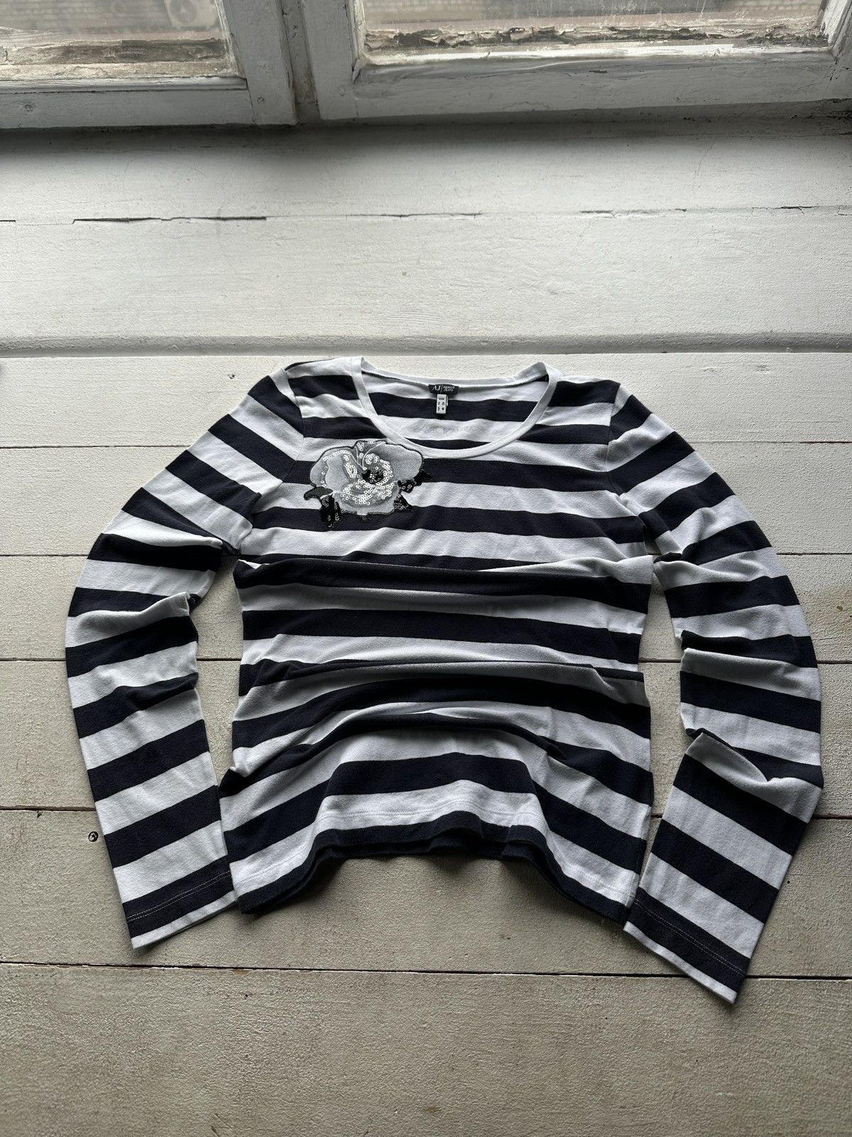 Armani 🚨VNTG Armani BIG ROSES LOGO RARE Y2K LONGSLEEVE Size M / US 6-8 / IT 42-44 - 1 Thumbnail