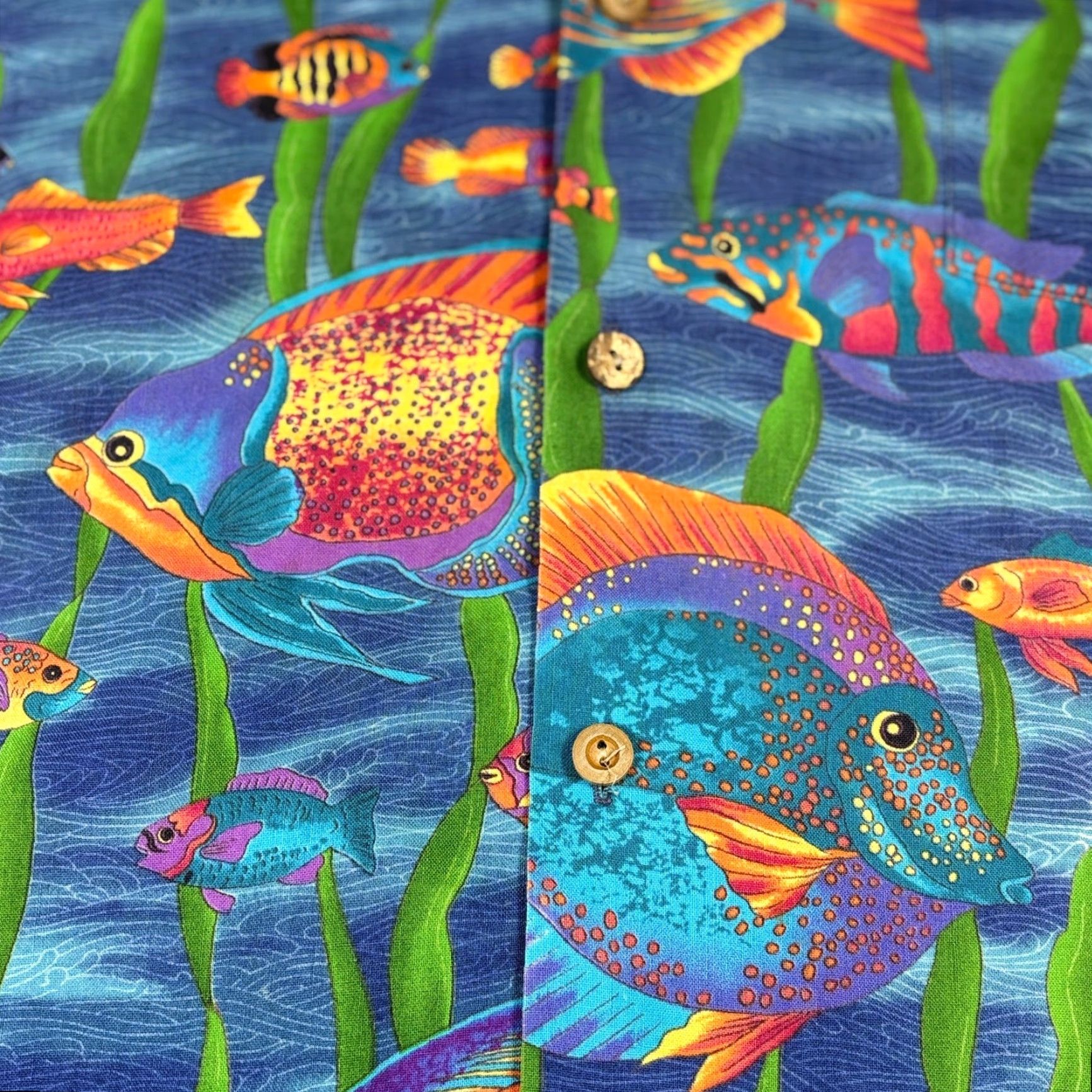 Paradise Found VTG Paradise Found Hawaiian Shirt Men XL Blue Marine Fish Print Aloha Made in USA Short Sleeve Button-Up 3/4 Sleeve? Size US XL / EU 56 / 4 - 3 Thumbnail