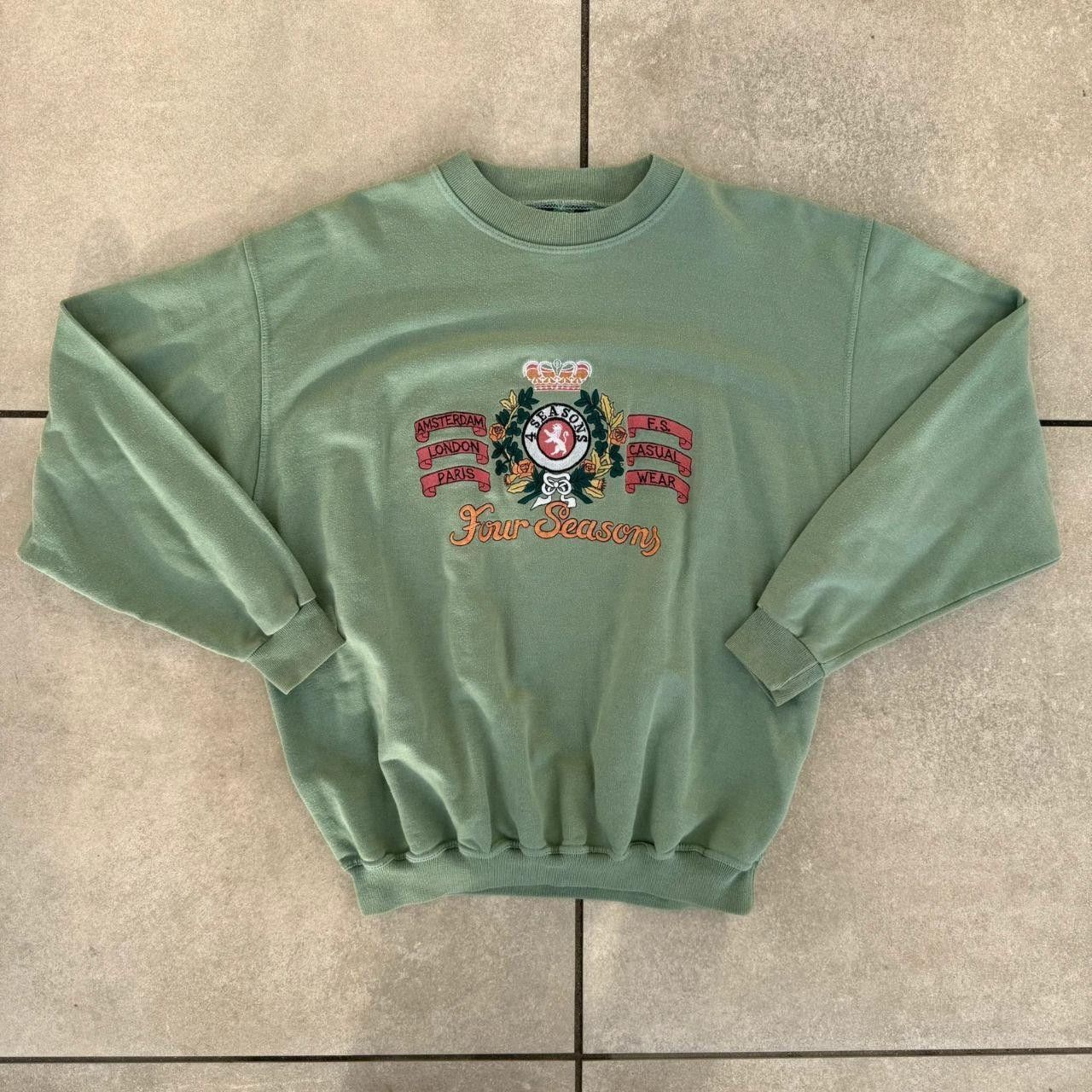Vintage Vintage 90s Embroidered Crewneck Sweatshirt Four Seasons Size US L / EU 52-54 / 3 - 1 Thumbnail