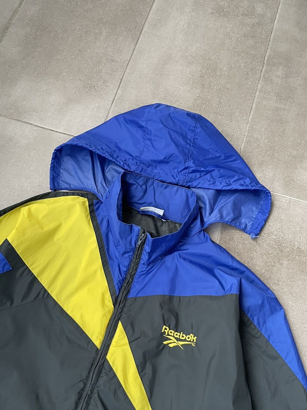 Reebok × Vintage 90S Vintage Reebok 3 Tone Technical Track Light Jacket Size US XL / EU 56 / 4 - 7 Thumbnail